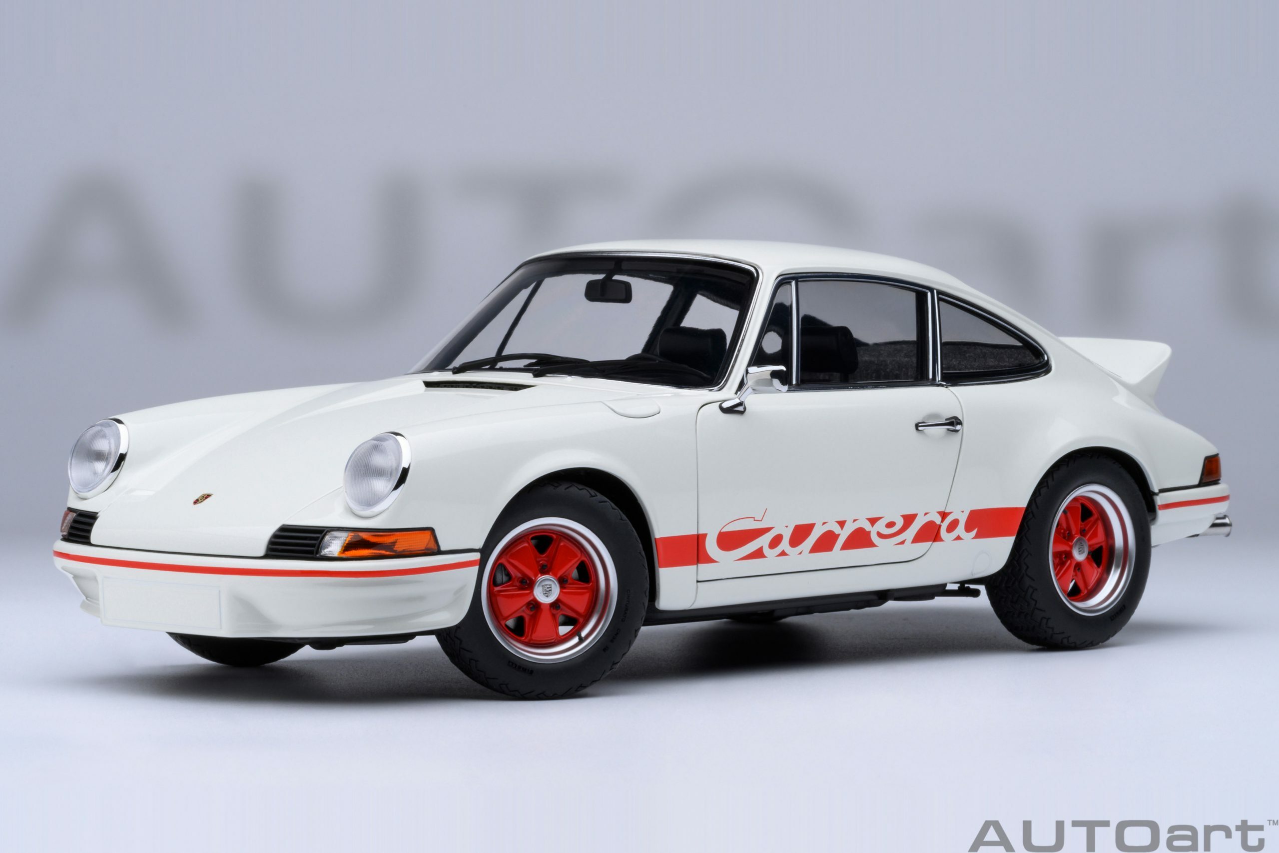 預訂 (訂金$300) (預訂價$1440) :1/18 AUTOART Porsche 911 Carrera 2.7 RS (Grand Prix White with Red stripes) (78030)