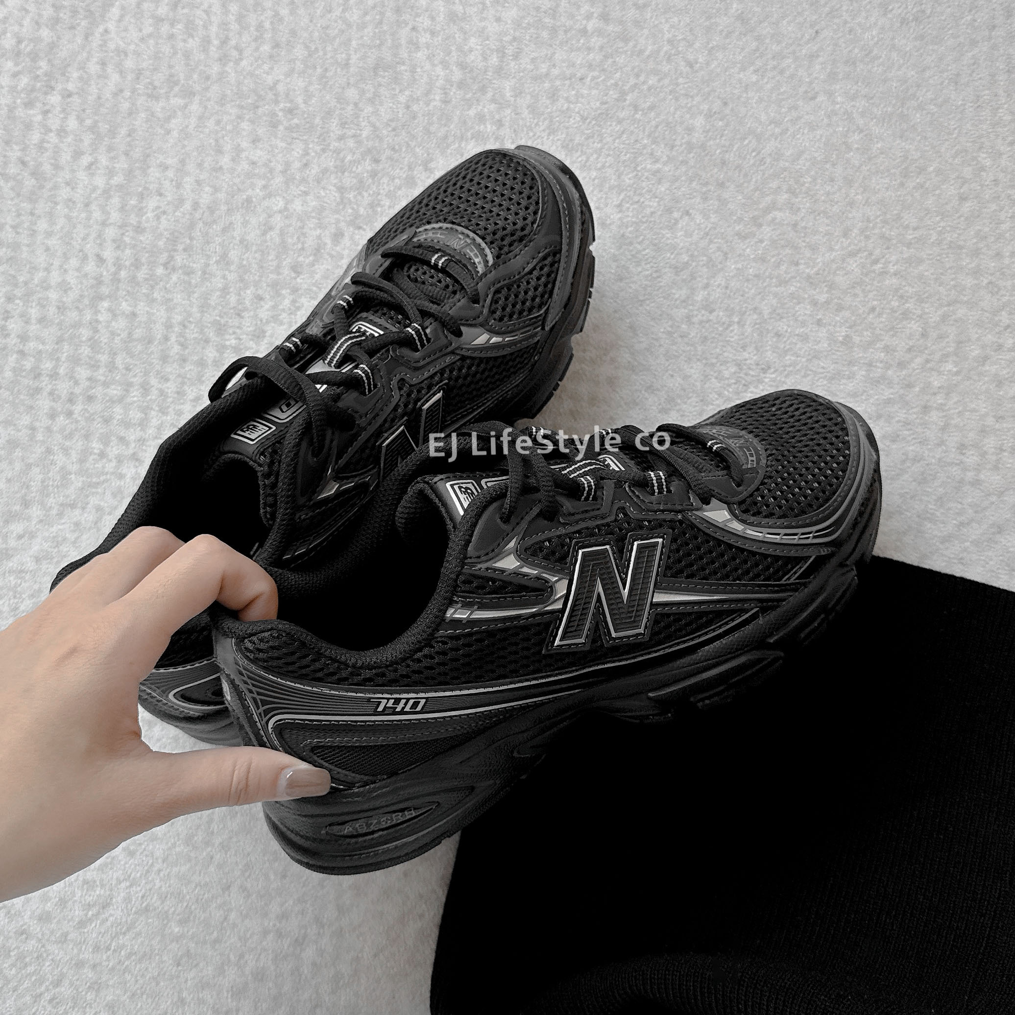 NEW BALANCE 740 黑灰銀 全黑 黑銀 復古 男女鞋 U740BM2  / 現貨+預購