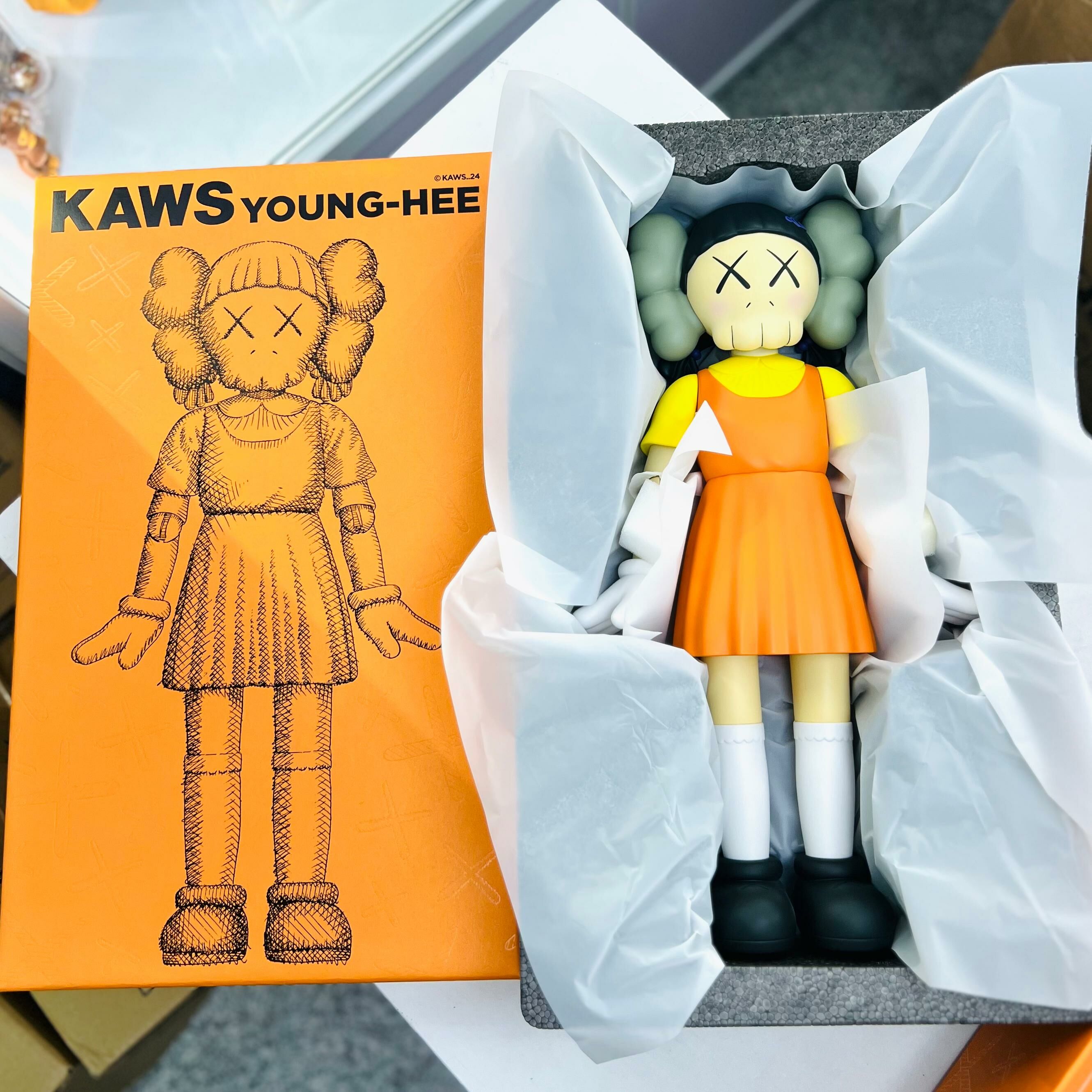 KAWS YOUNG-HEE Figure (Coloured)