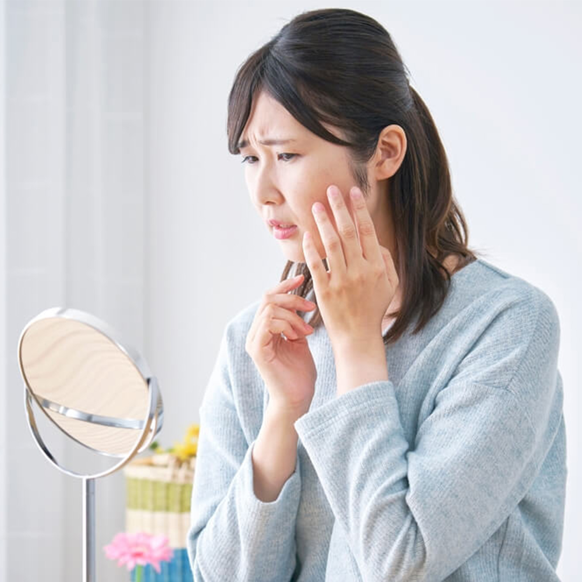 臉太乾怎麼辦？臉乾燥脫皮原因與保養要點一次看！