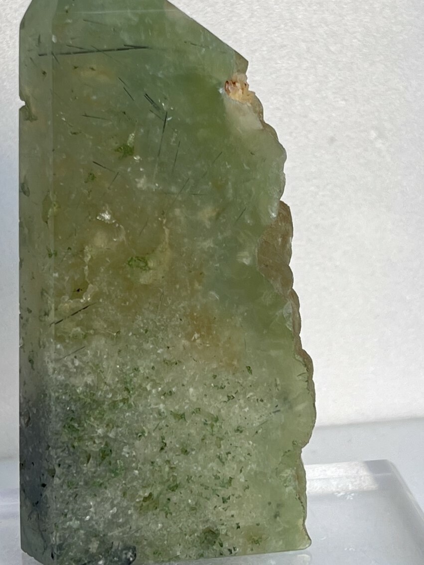 翡翠葡萄石 Prehnite