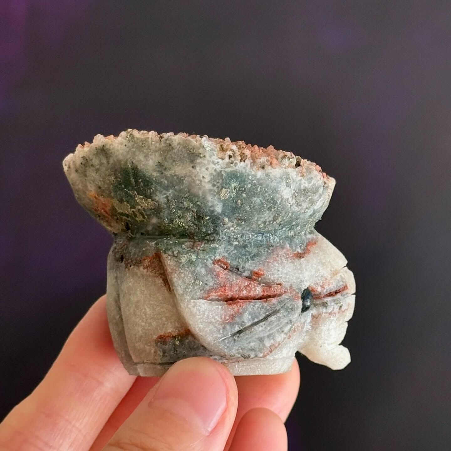 [原石] 紅幽靈水晶共生黃鐵礦 大象擺件