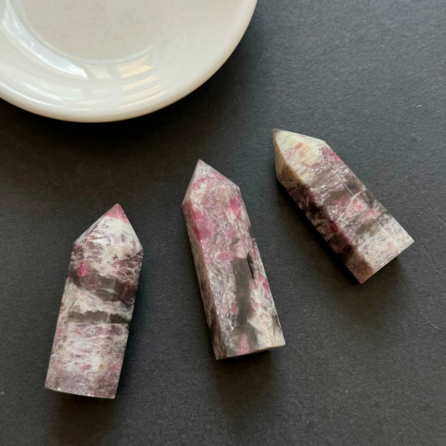 [原石] 獨角獸石 / 梅花碧璽 水晶柱