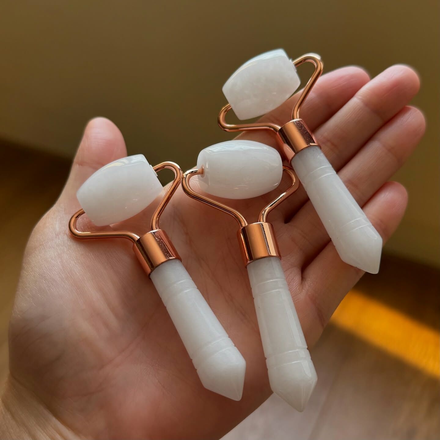 [原石] 白水晶 迷你按摩滾輪