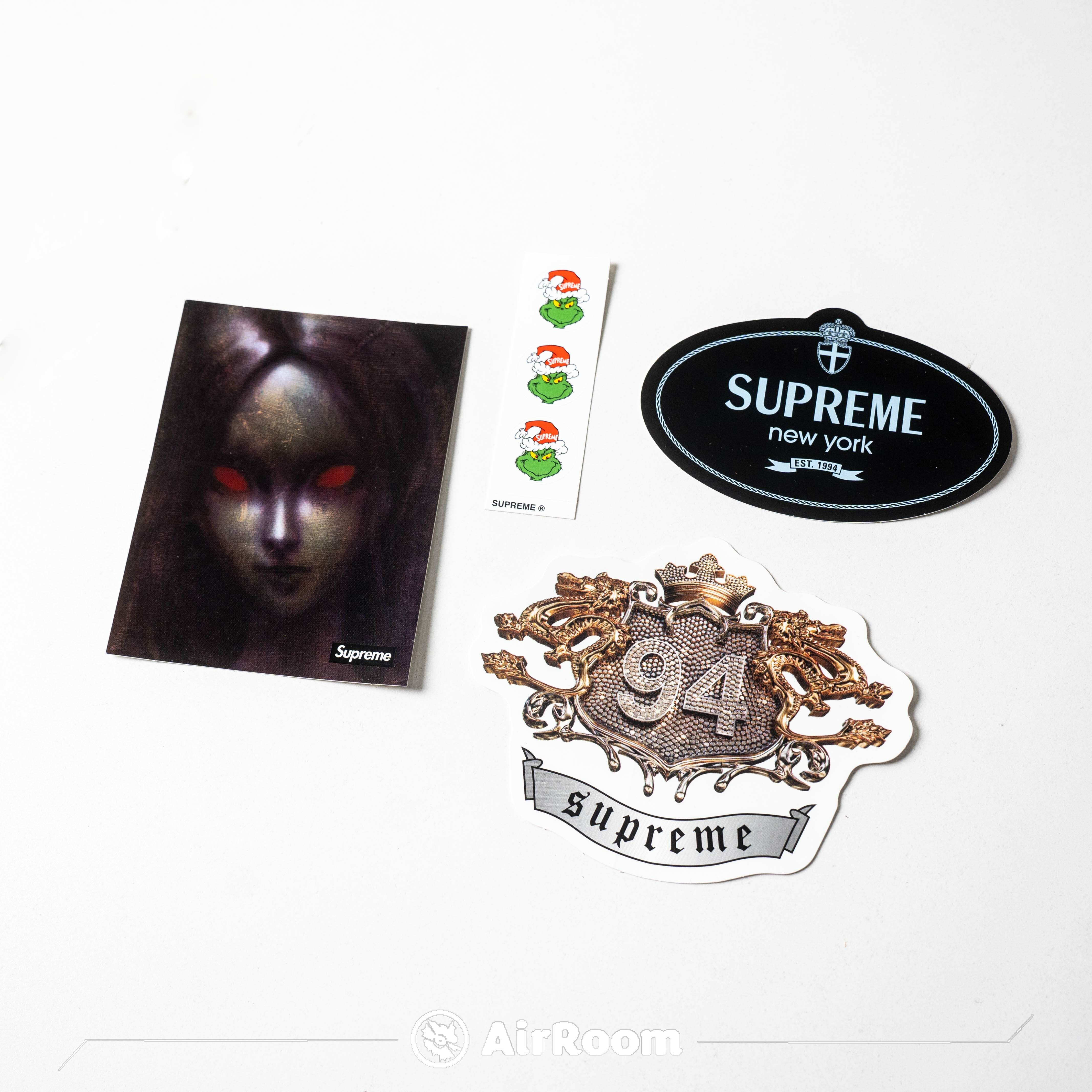 2024AW SUPREME New York 紅眼 女外星人 鬼精靈 鑽石 Logo 貼紙 現貨