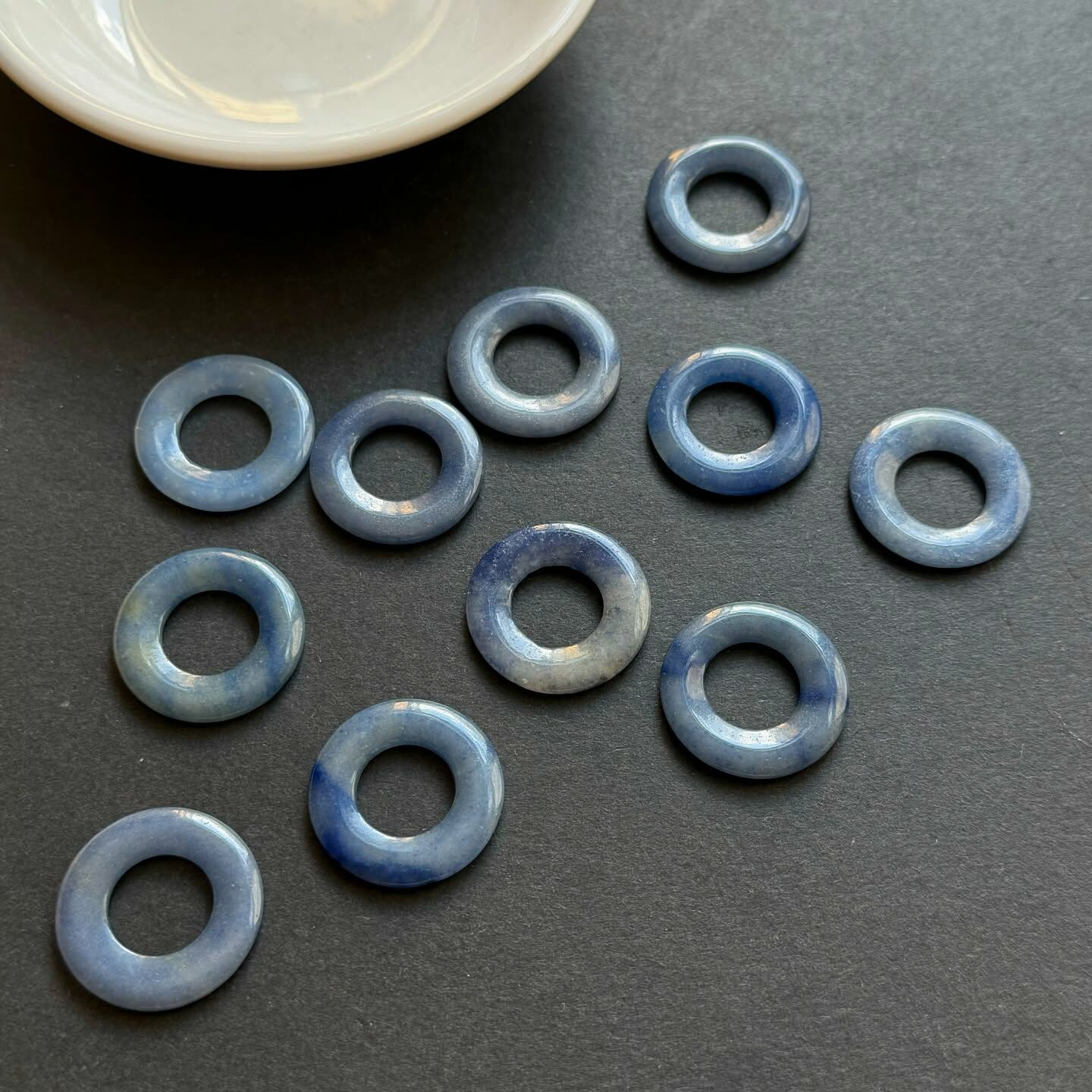 [原石] 藍東菱玉 圈圈