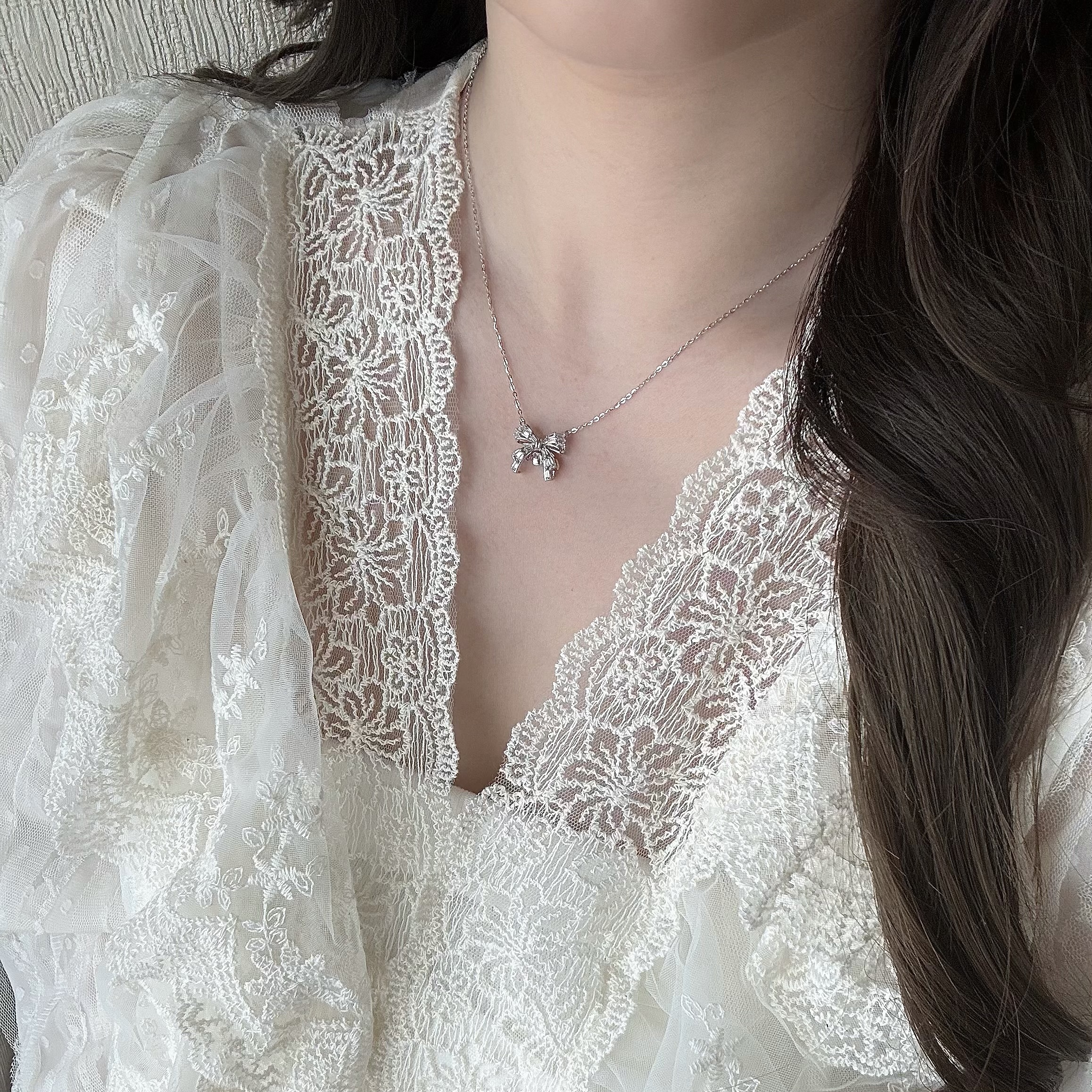 Y36【輕奢】鋯石蝴蝶結靈動純銀鎖骨鏈