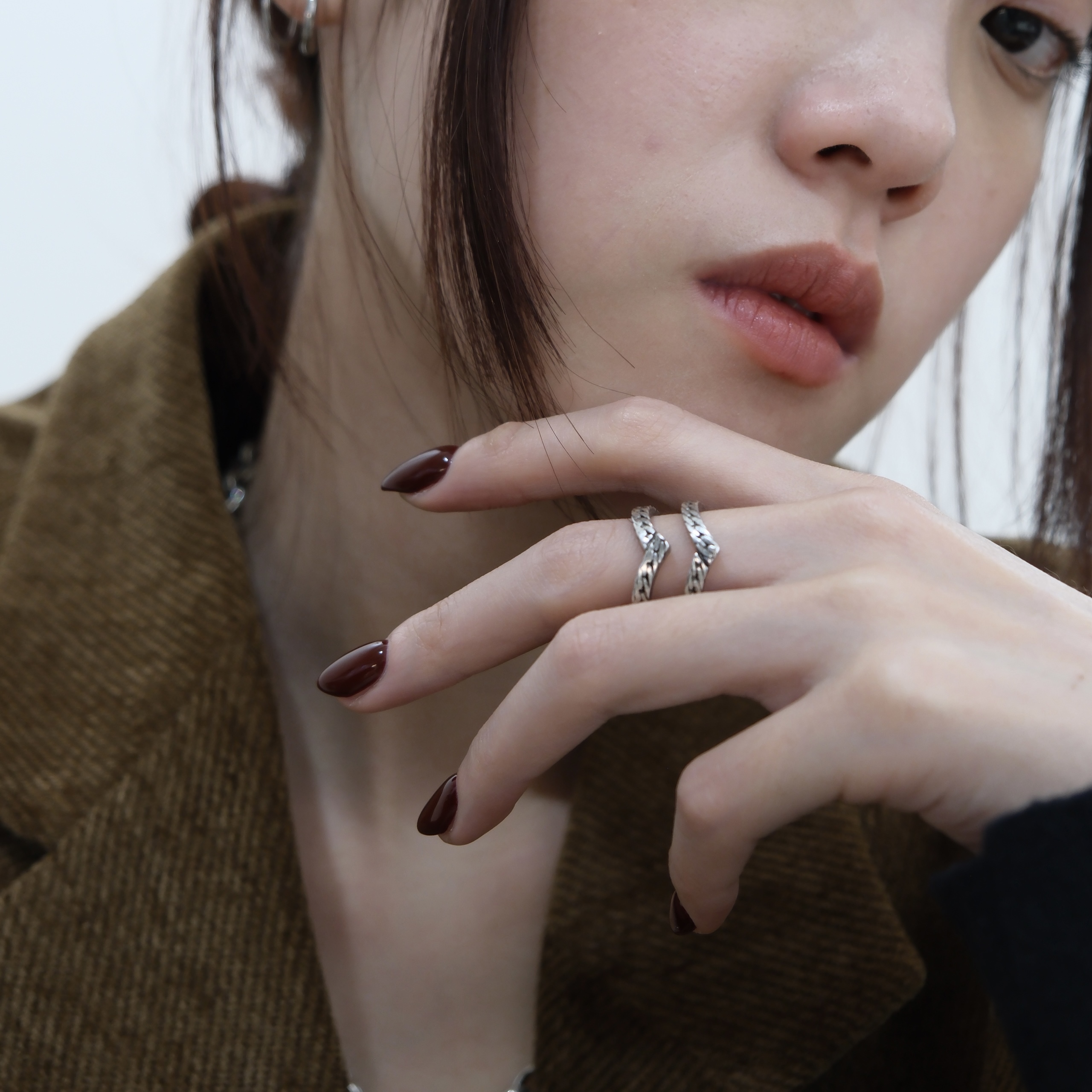 HELLES-POINTE 2 RANGS 復古心形戒