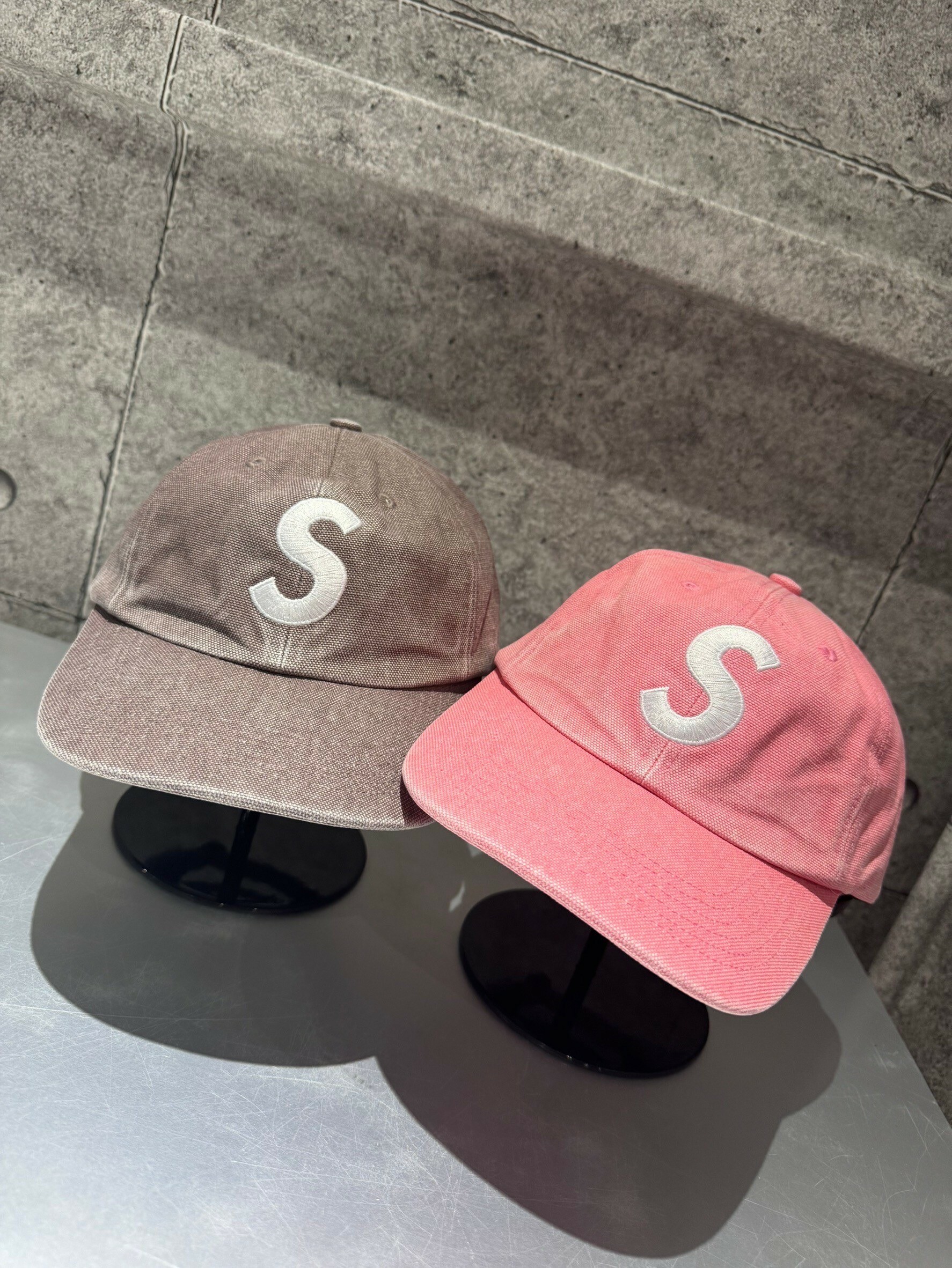 Supreme Pigment print 丹寧材質 S Logo 老帽
