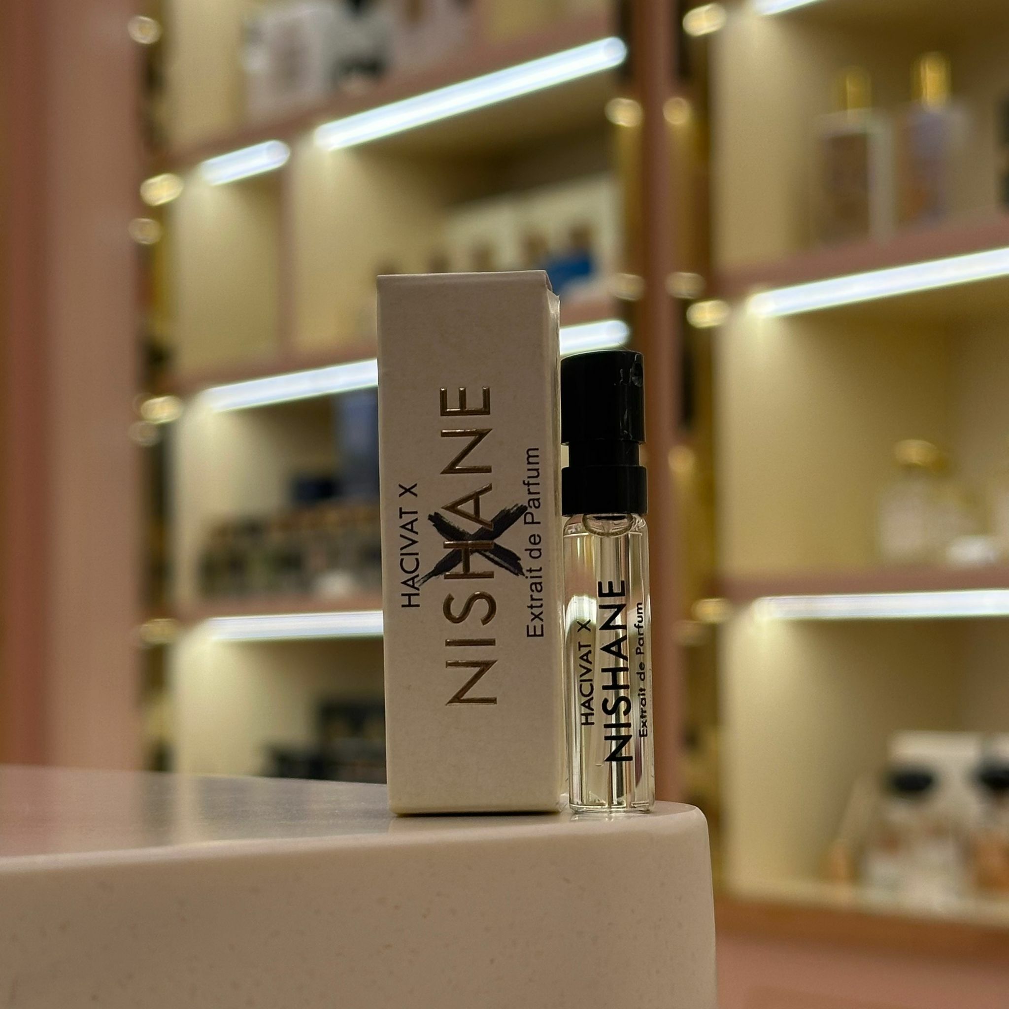 Nishane Hacivat X Extrait de Parfum 妮姍 皮影戲X香精 2ml小瓶