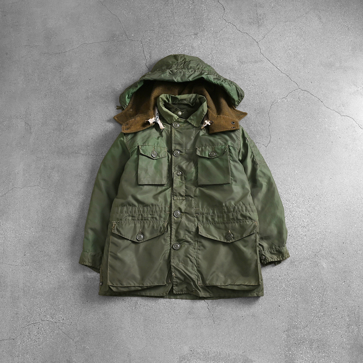加拿大公發陸軍極地大衣外套