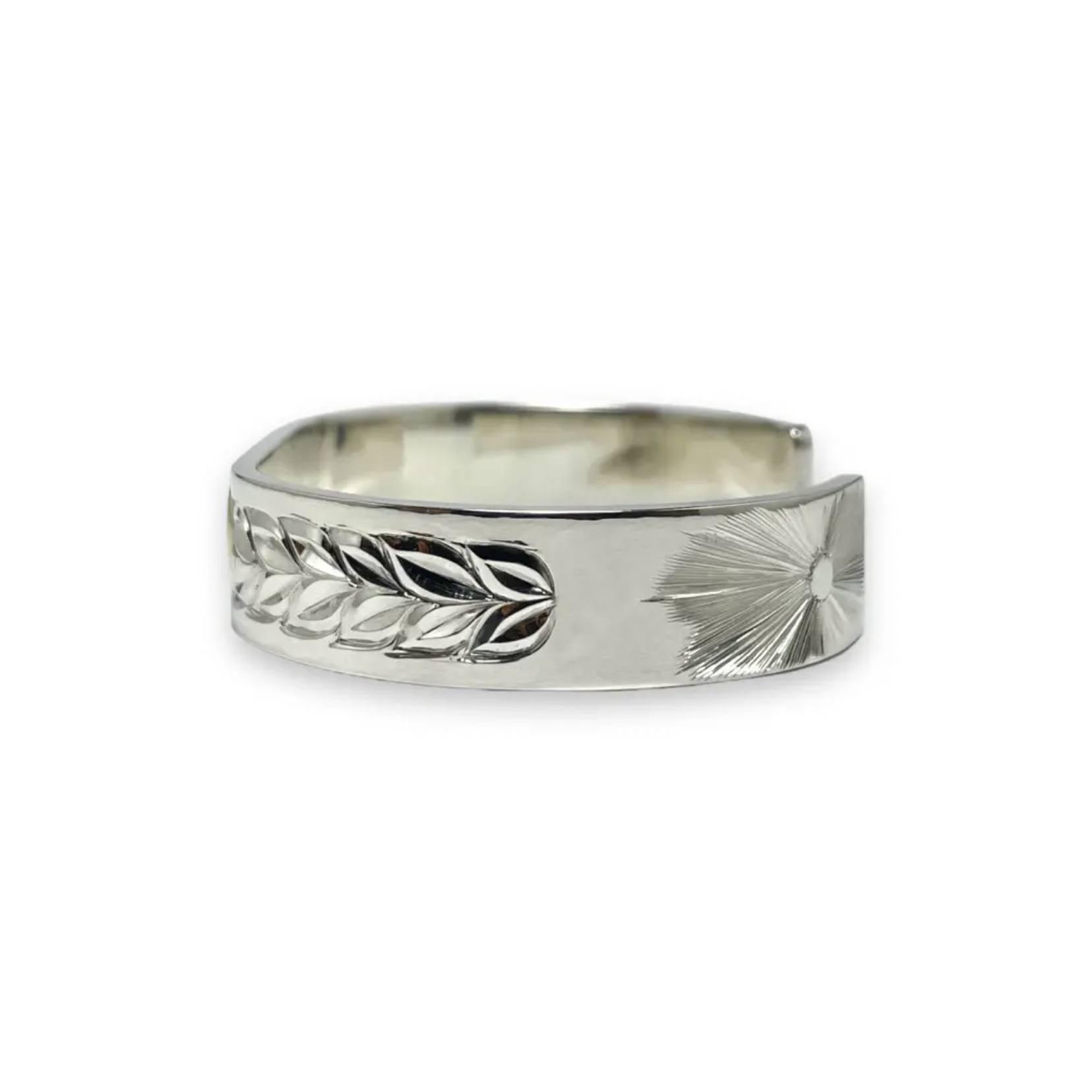 K18 motif 12mm Makau Bangle (Lino Finish