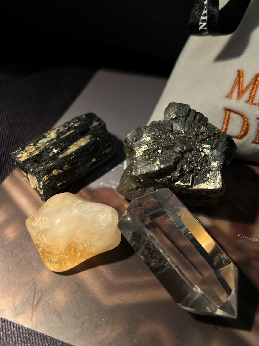 「放大防禦增強內在光明」把光明被帶回生命中