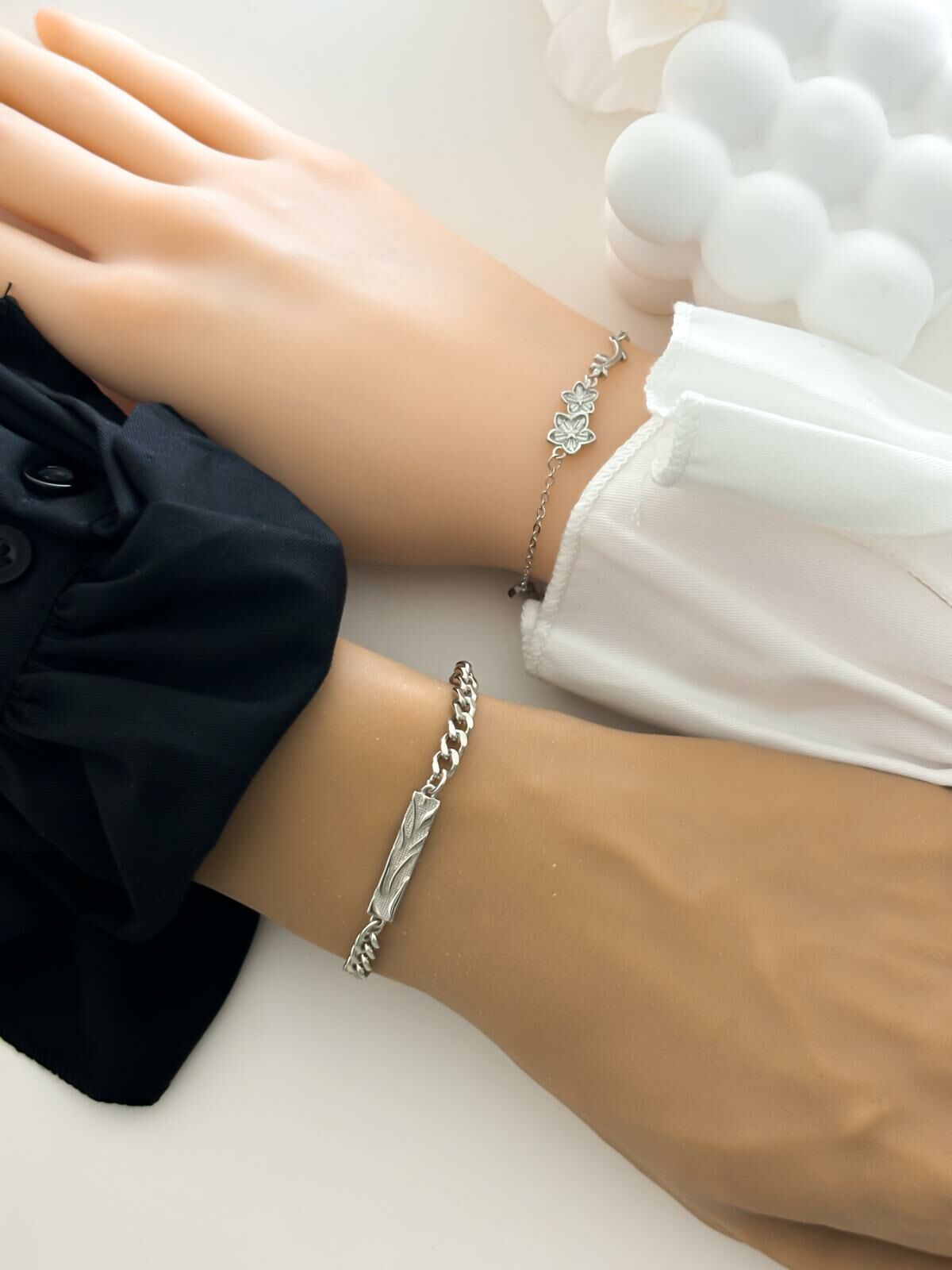 「愛無邊界 」情侶手繩 | 鍍銀 | 免費刻字