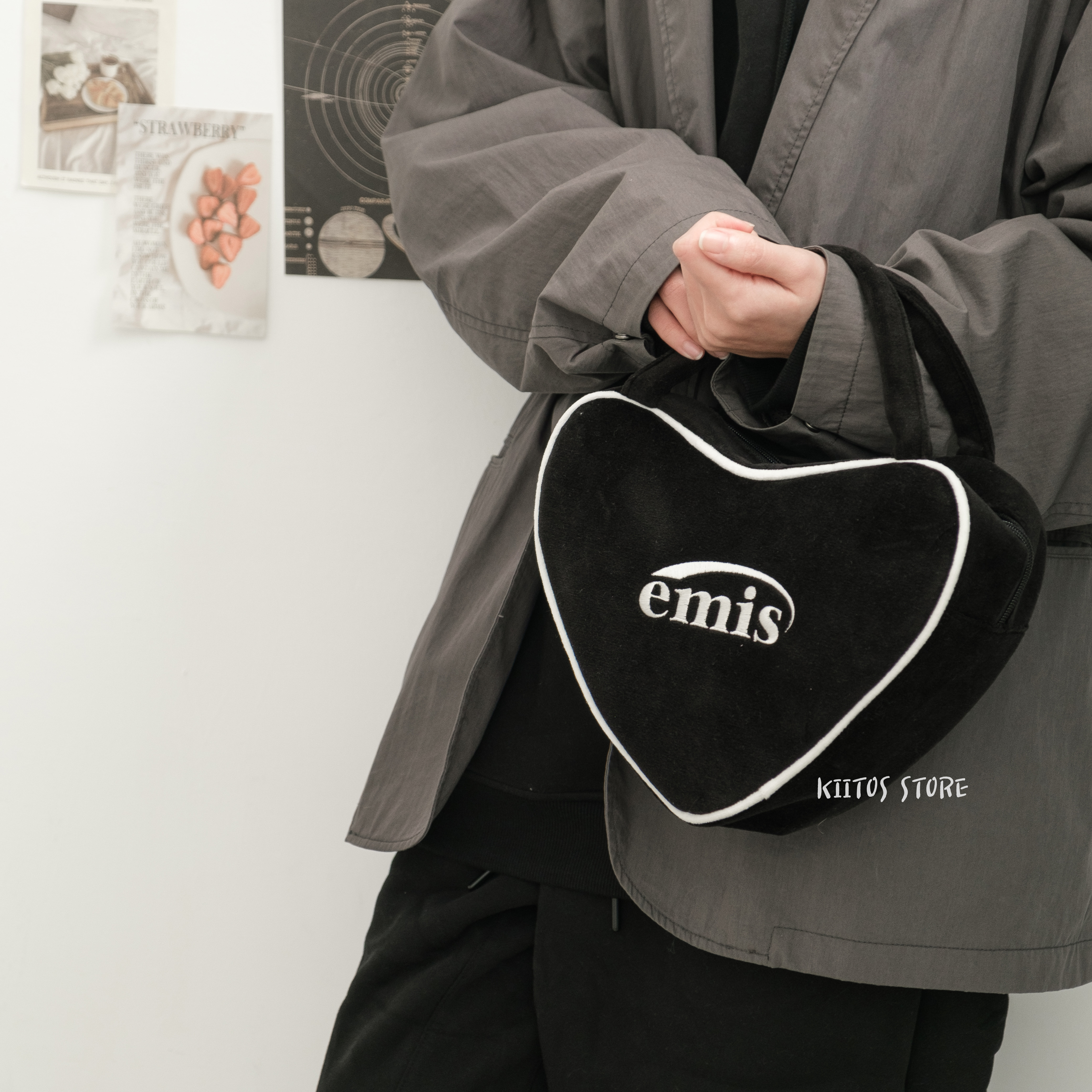 【EMIS】VELOUR HEART TOTE BAG : BEIGE E236W2223_BE_02.jpg