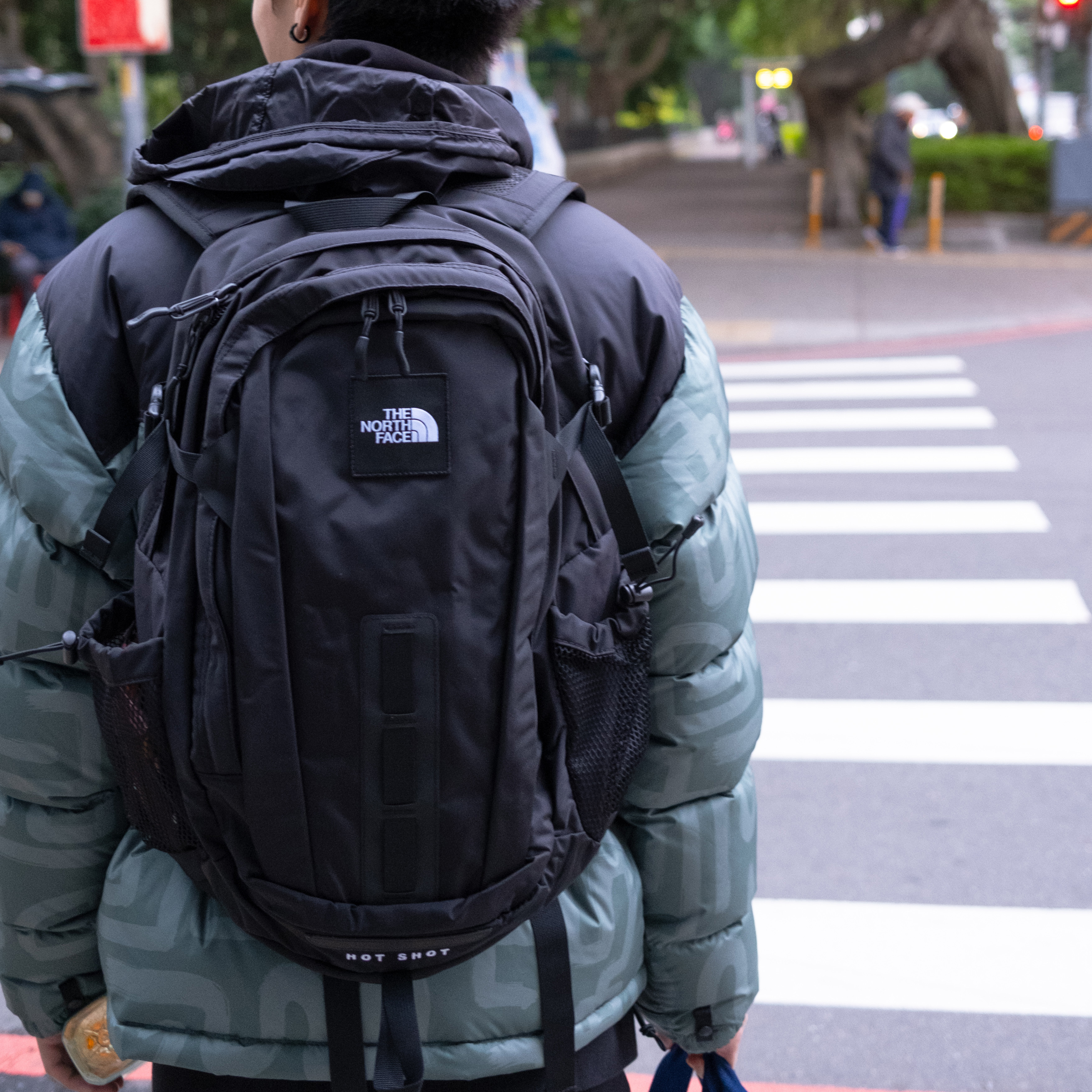 -(E3c)-THE NORTH FACE HOT SHOT BACKPACK 後背包-NF0A3KYJ 黑色(53R)