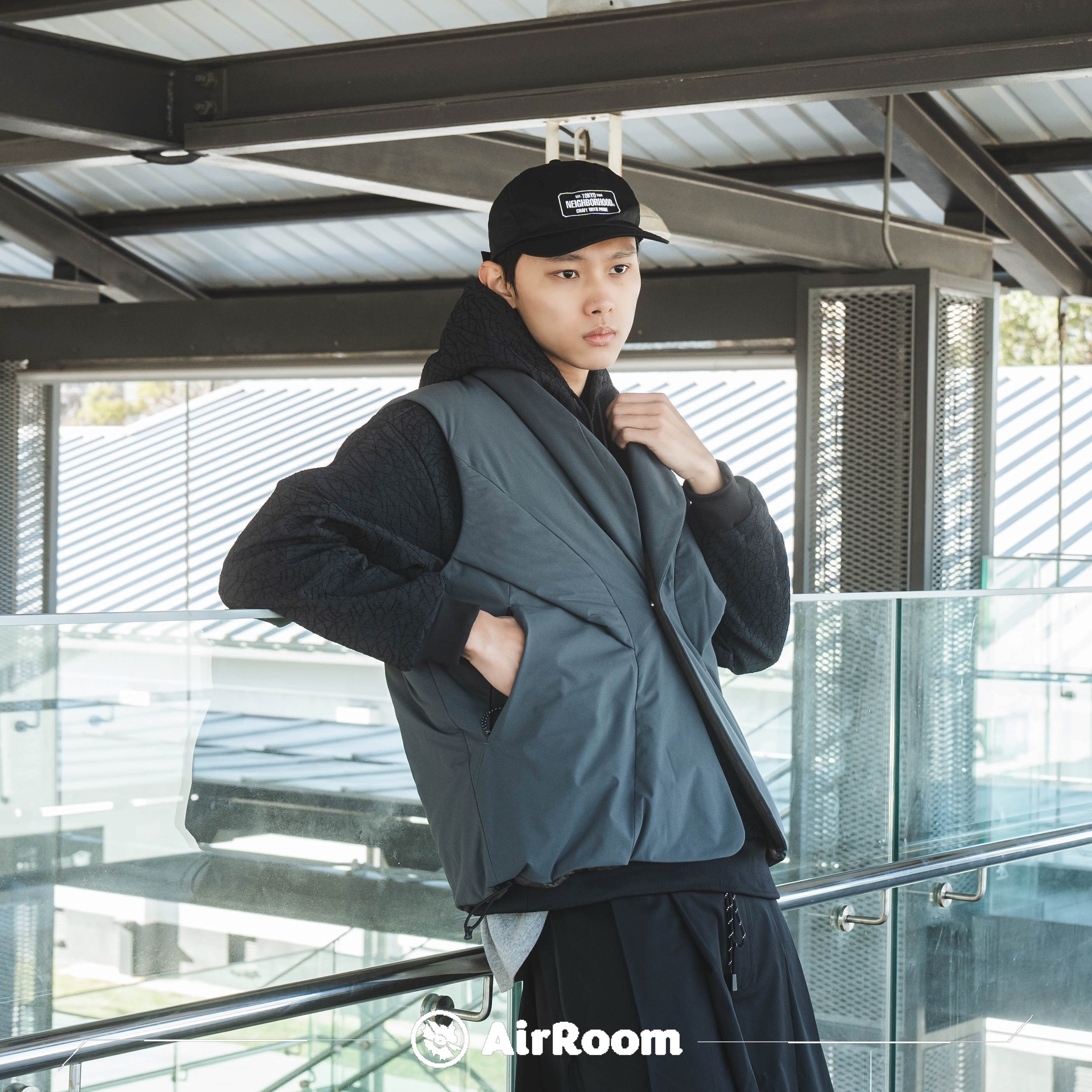 2024AW oqLiq Right Collar Vest 防撕布 風衣 背心 現貨