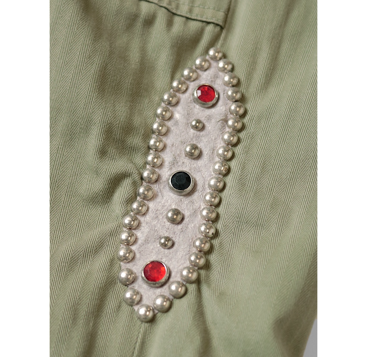 KAPITAL SULFURIZED HERRINGBONE EASY BAKER PANTS (STUDDED REMAKE) - OLIVE PRE ORDER ITEM (預訂中)