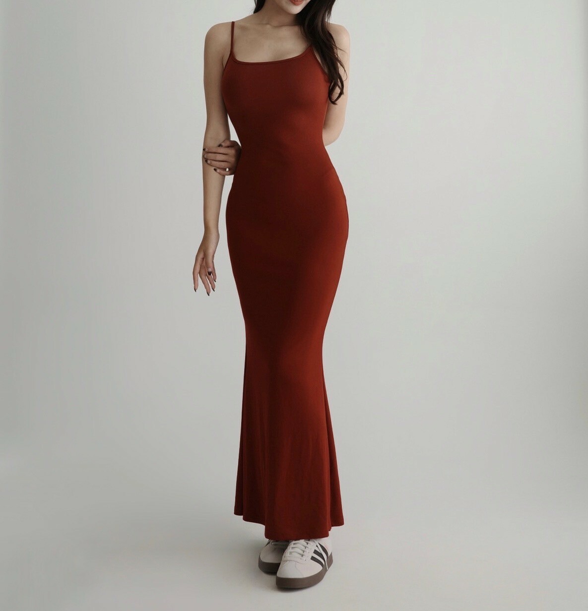 完美曲線質感細肩魚尾洋裝