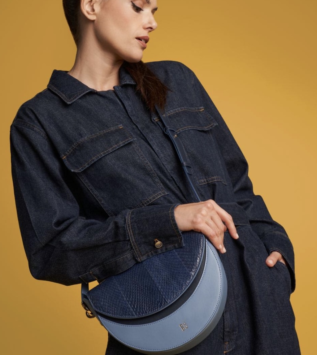 Dudu Leather half moon crossbody bag - Smile (SKU :  534-6008-67) 藍色