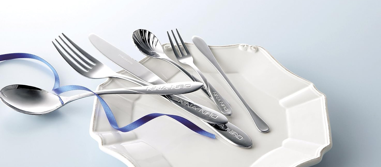 【預購】J0116902  NINA NIRO 不鏽鋼餐具新年套裝 日本製