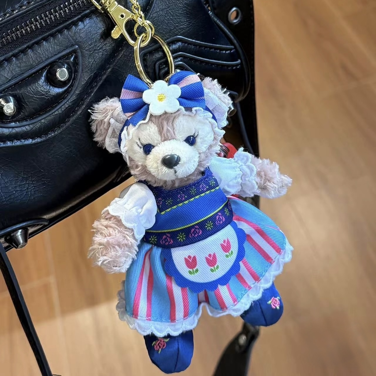 代購 DISNEY 迪士尼 雪莉玫 達菲和朋友們小小夢想系列 吊飾 毛絨掛件 /預購