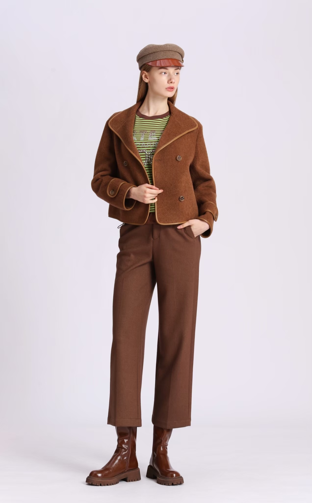 BD15332D1 巴黎滾邊名伶雙排釦短版翻領外套