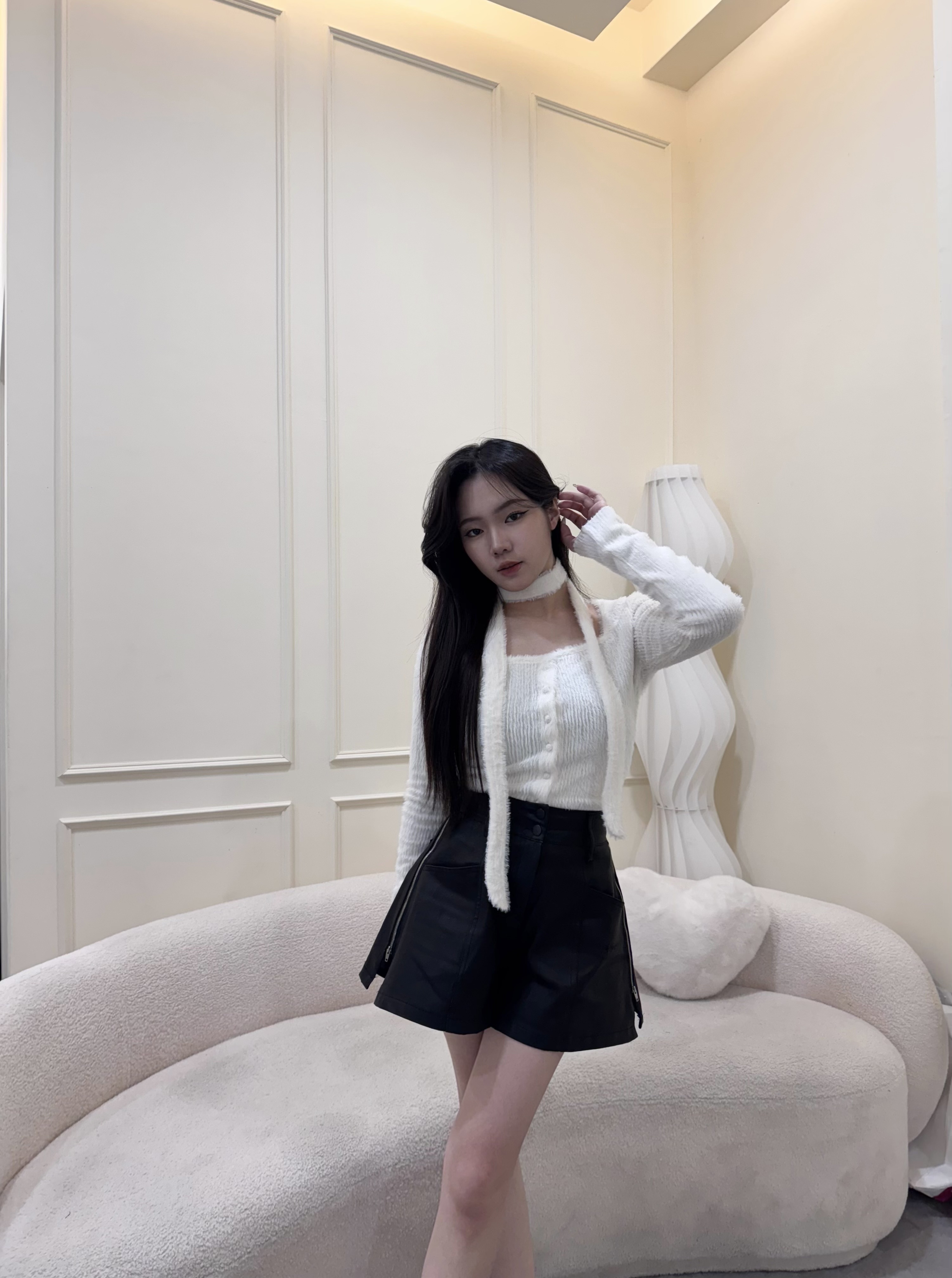 跨寬的福音霧面皮短褲