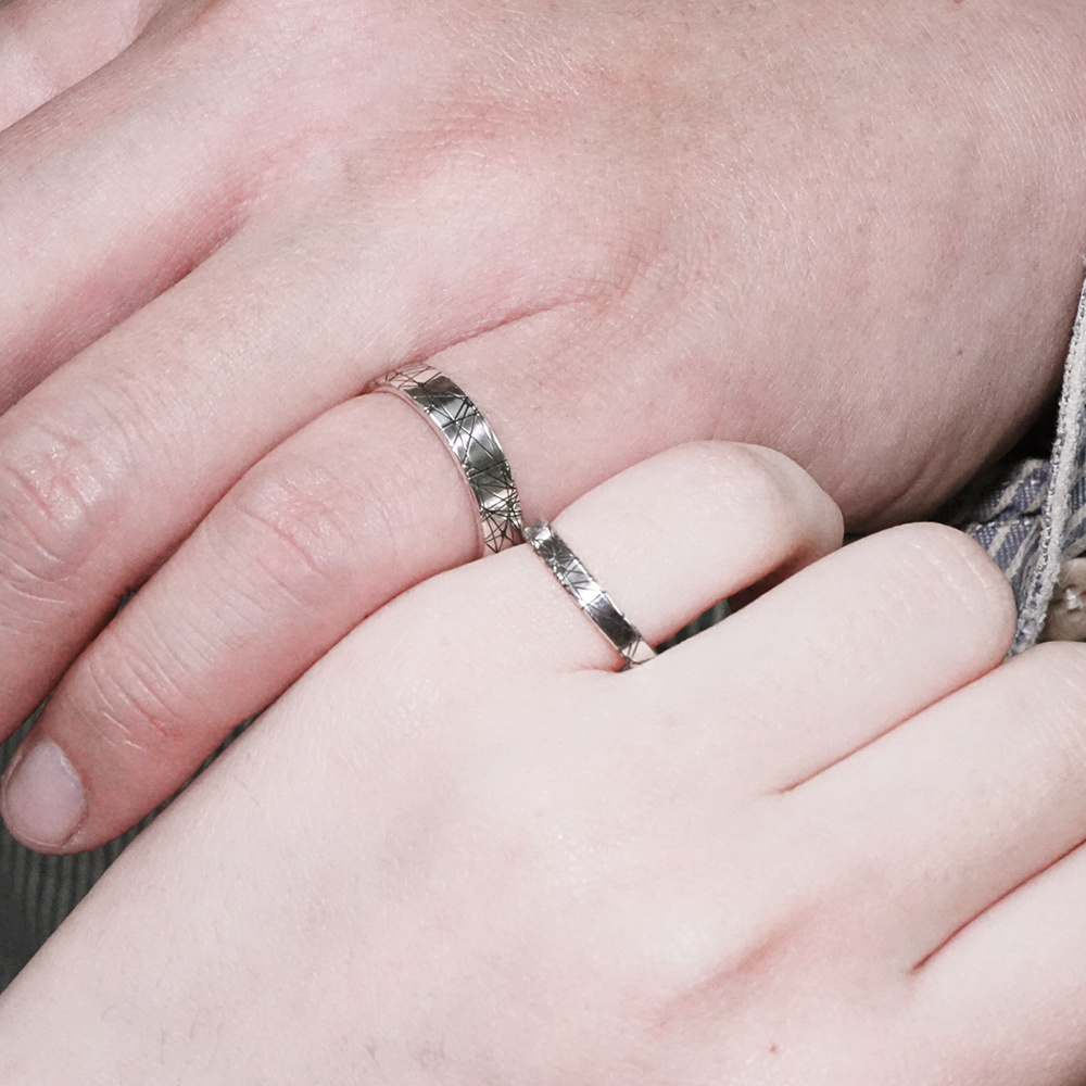 紋路銀戒 交錯設計 可刻字 純銀情侶對戒組 客製化情侶戒指