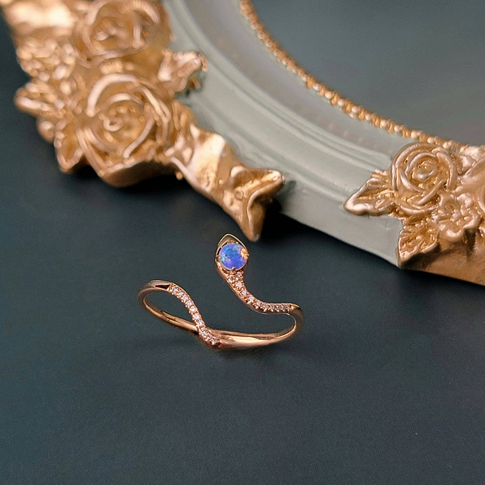 【me.luxe】K18蛇美人蛋白石鑽石9分戒