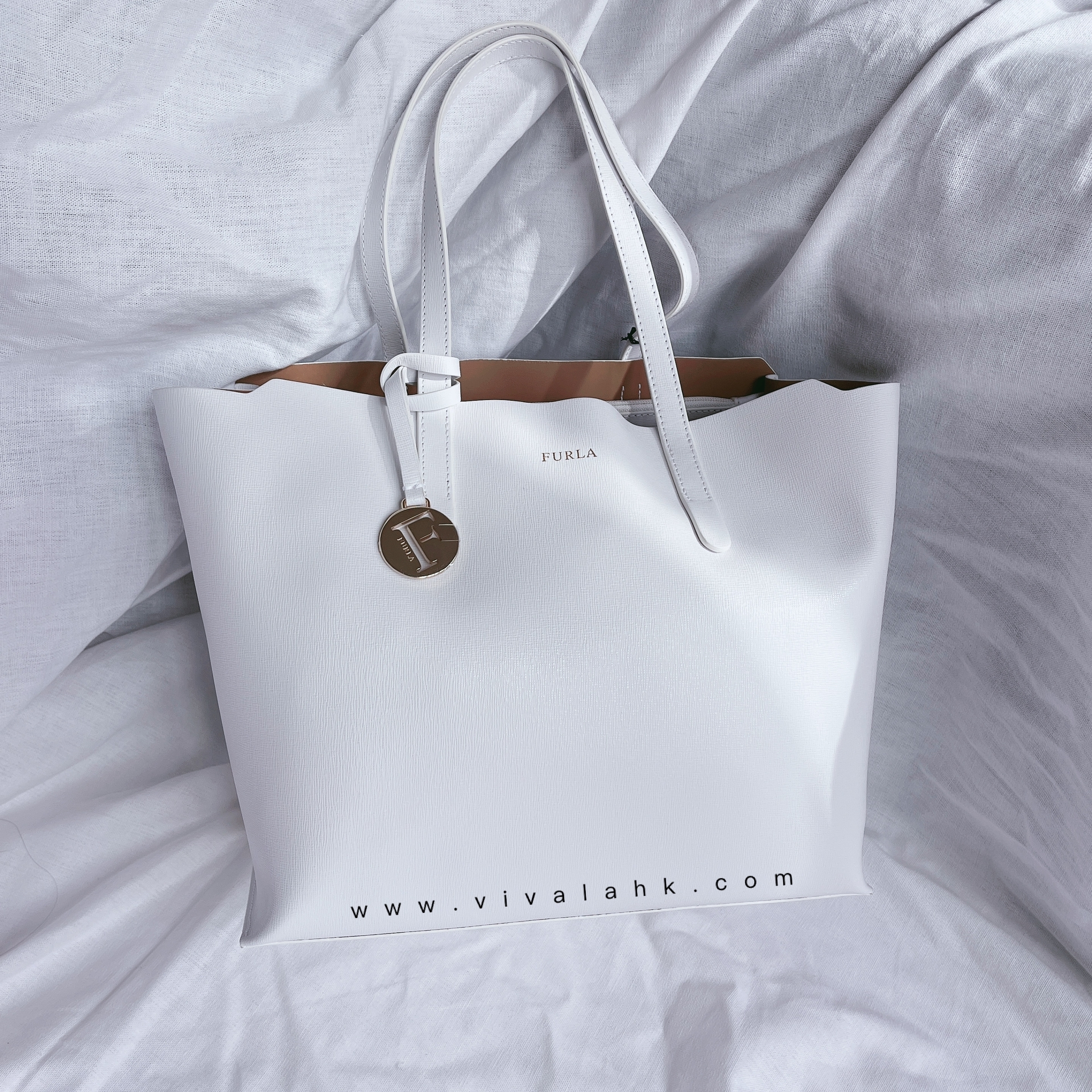 未使用 FURLA SALLY Sサイズ ホワイト FURLA - FURLAフルラ☆Sally 