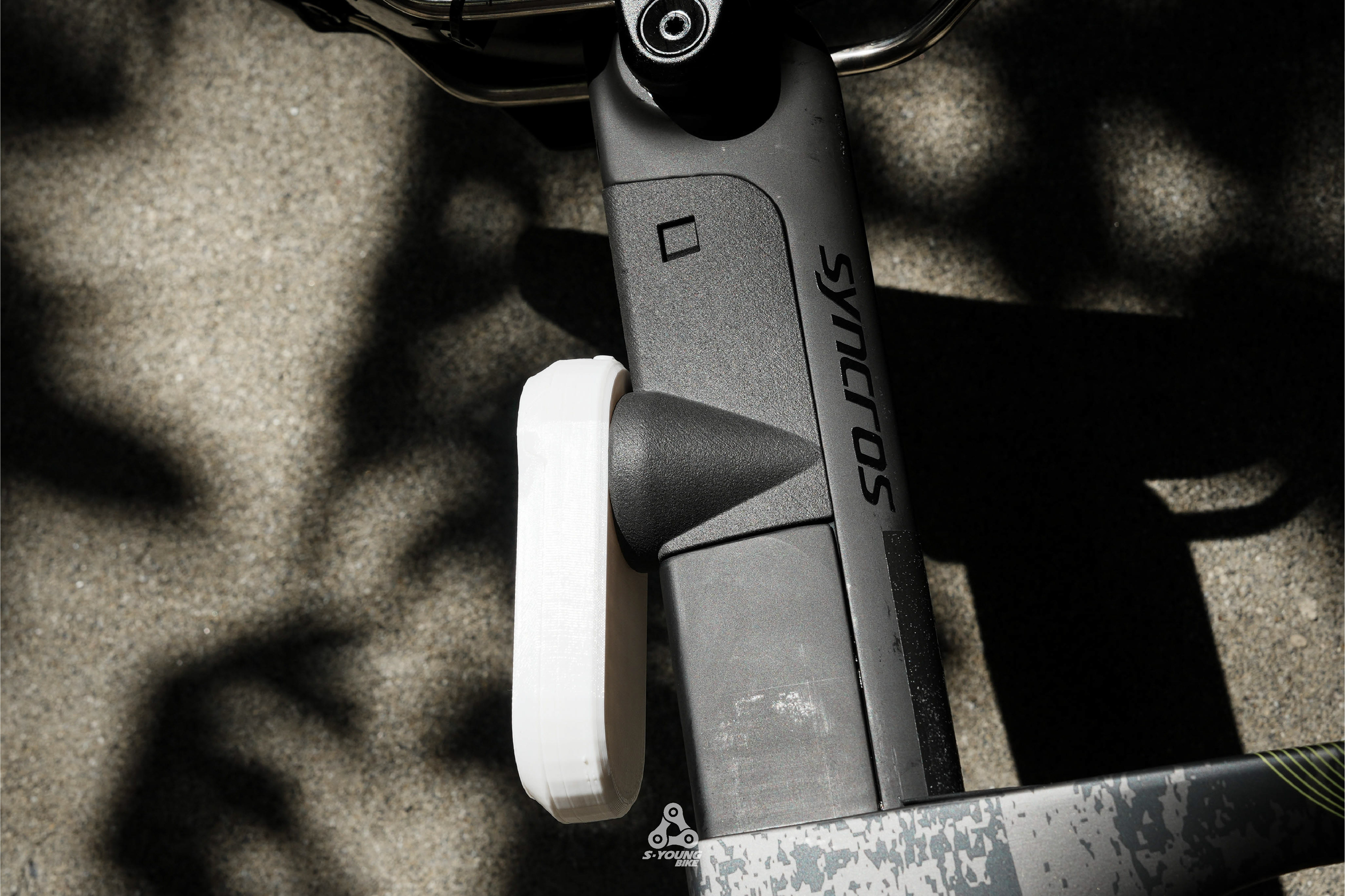 【XIUYIXIA】光固化 SCOTT FOIL 座管一體式 Garmin 燈座