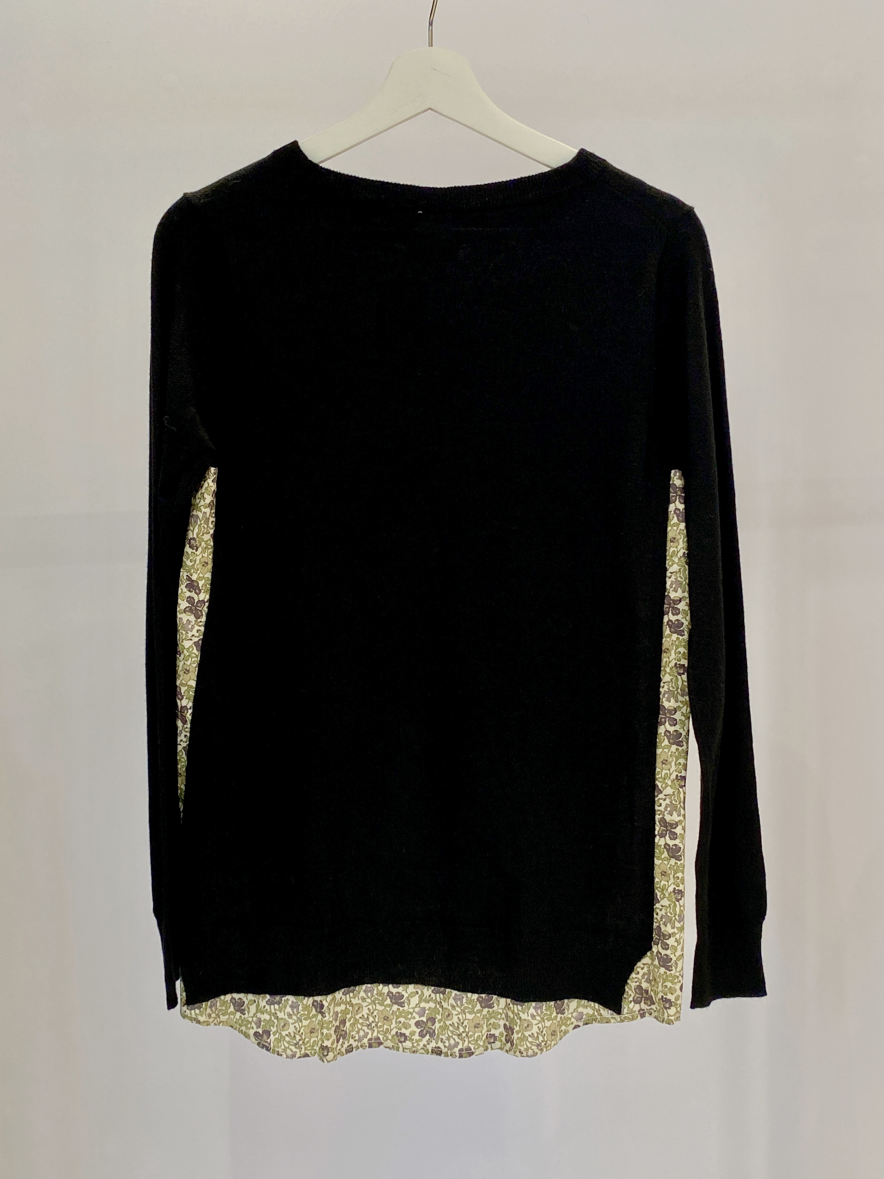 針織素材雙側Lb花布上衣