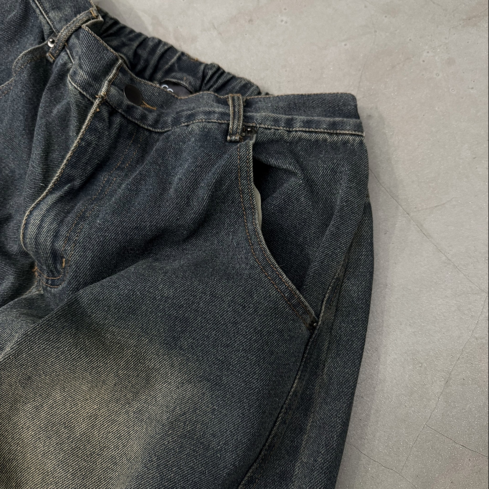 淤泥寬版落地牛仔褲 68865