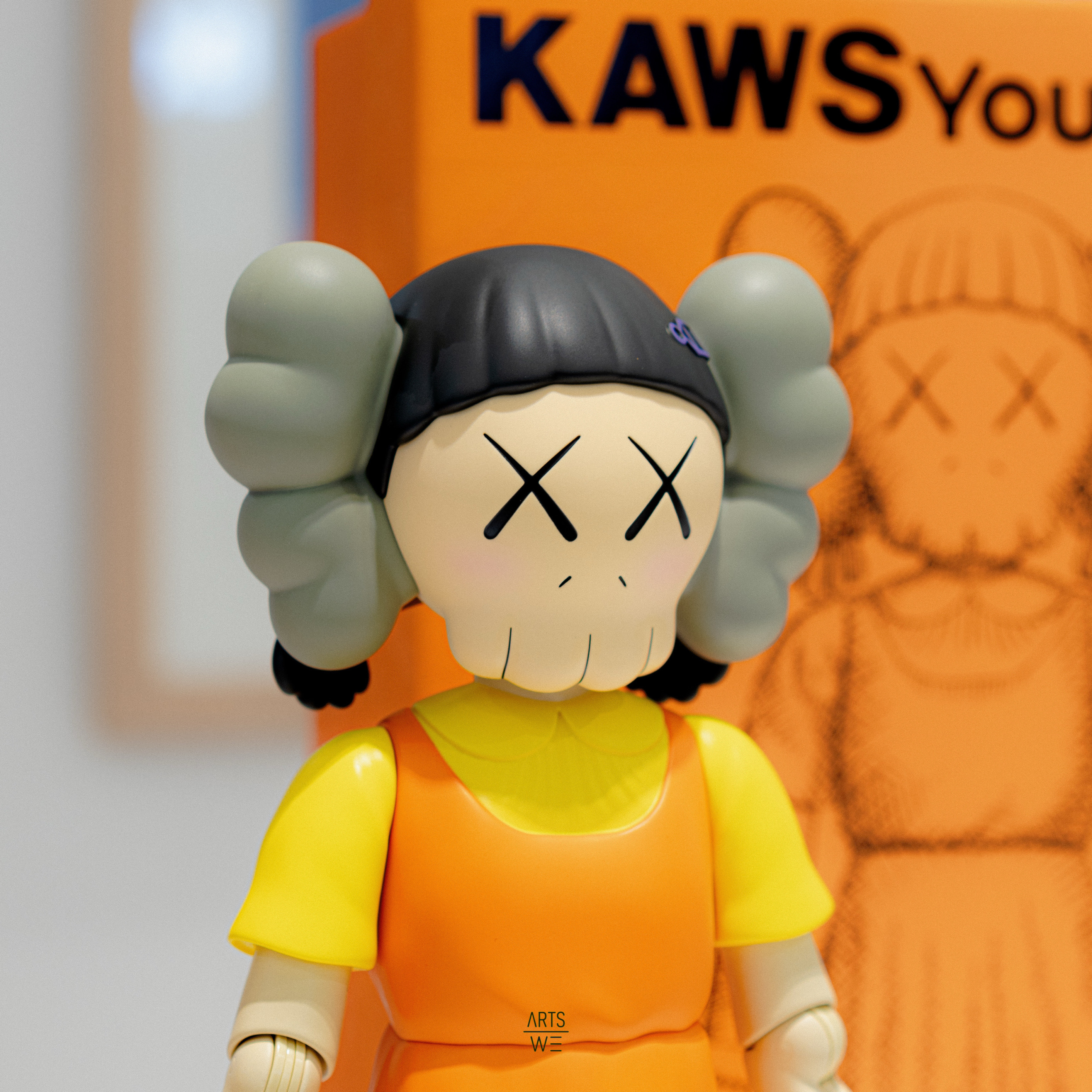 KAWS - YOUNG-HEE Figure