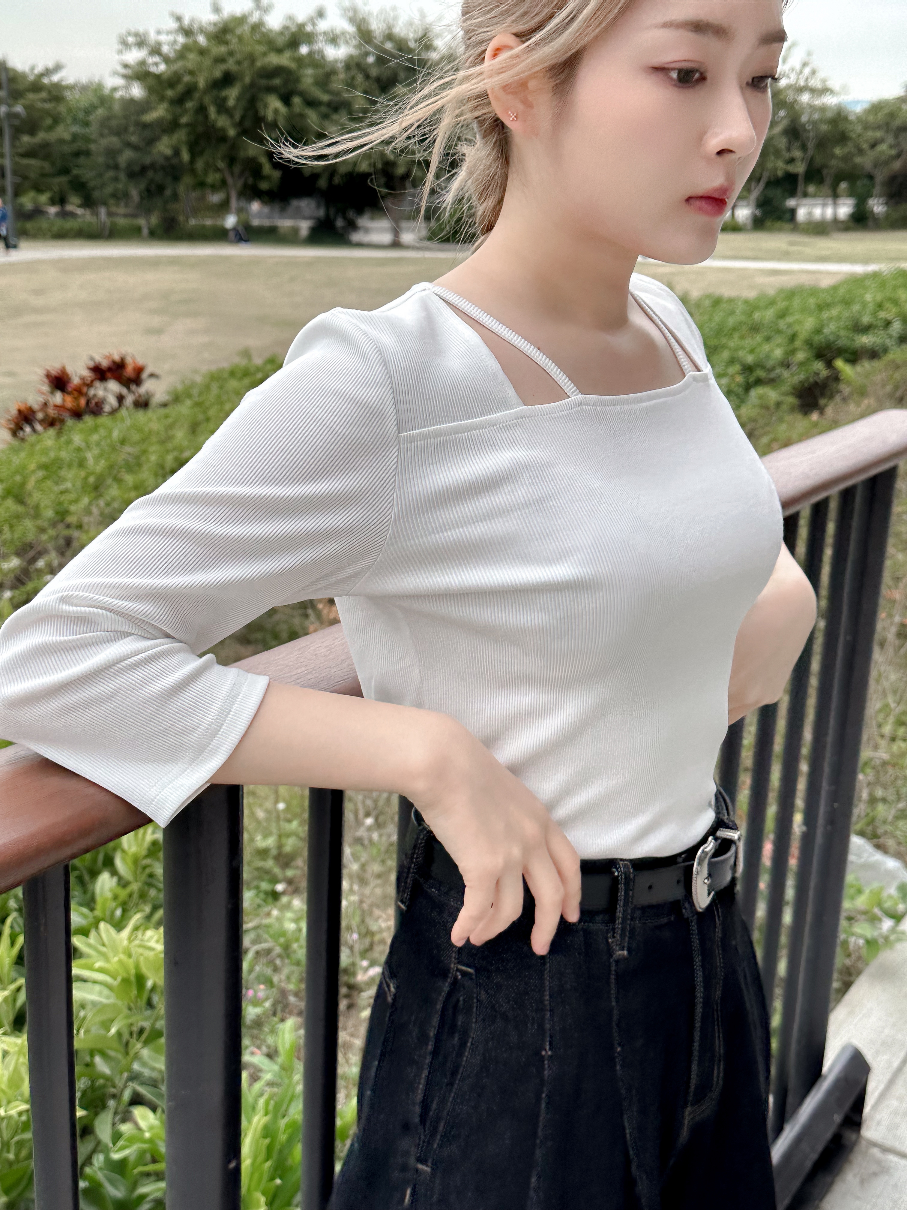 雙領設計彈性上衣 - BL44382