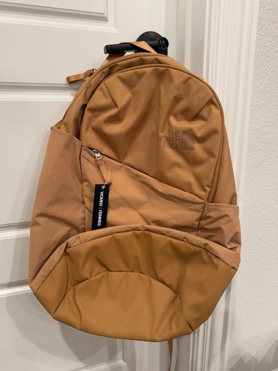 [USW] THE NORTH FACE NF0A81C1OKB WOMEN'S ISABELLA SLING BAG,ALMNDBTRDH/CRKH, 196573149106 (UZZ250)