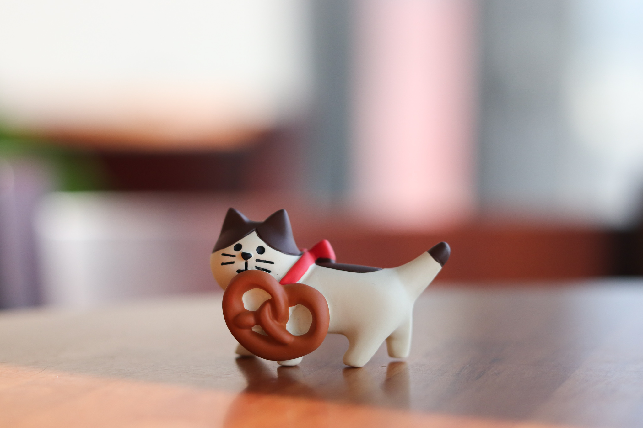 DECOLE 麵包系列 咬椒鹽捲餅貓