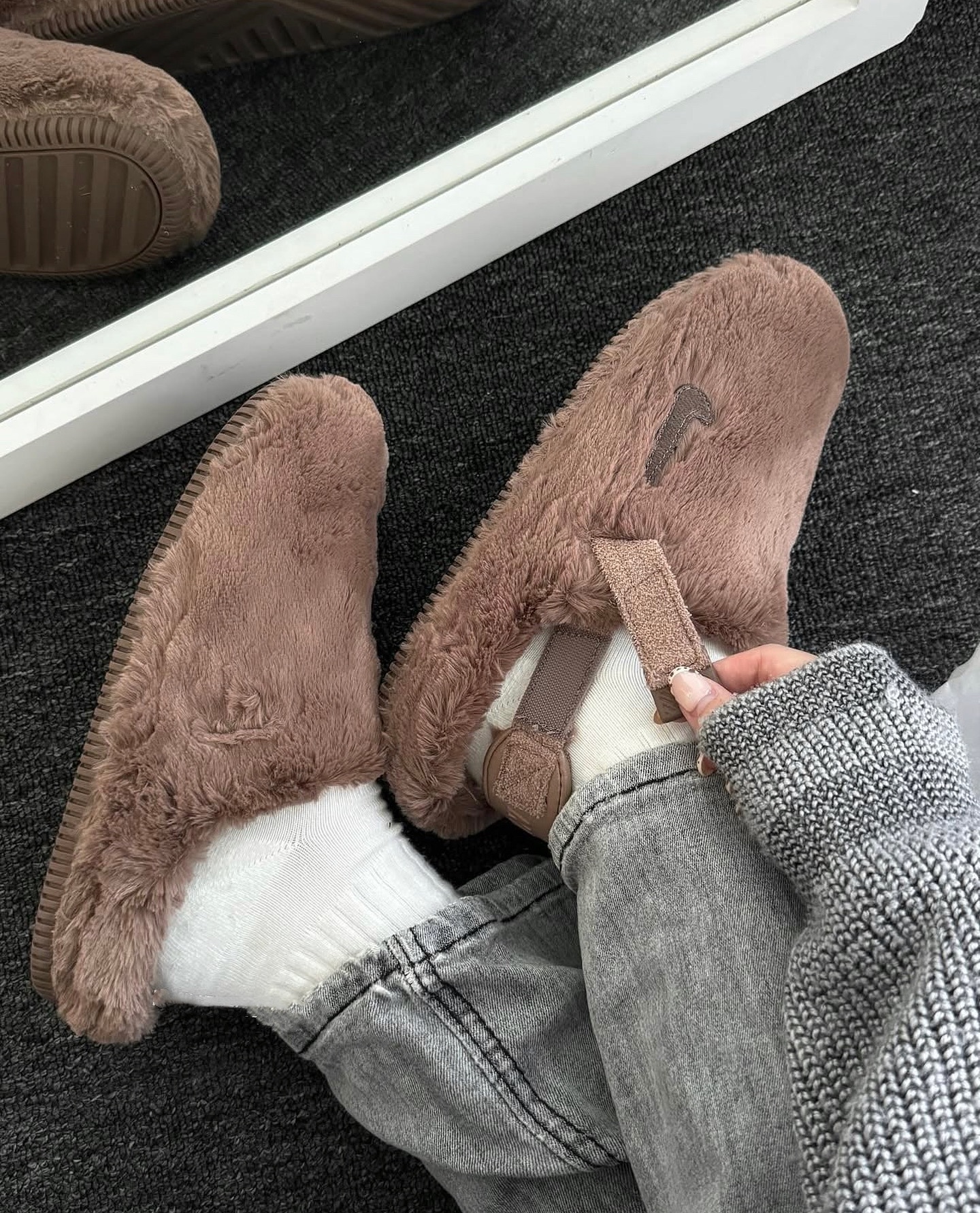 Nike Calm Mule SE Brown 棕色毛絨絨穆勒涼鞋 FZ3118-200