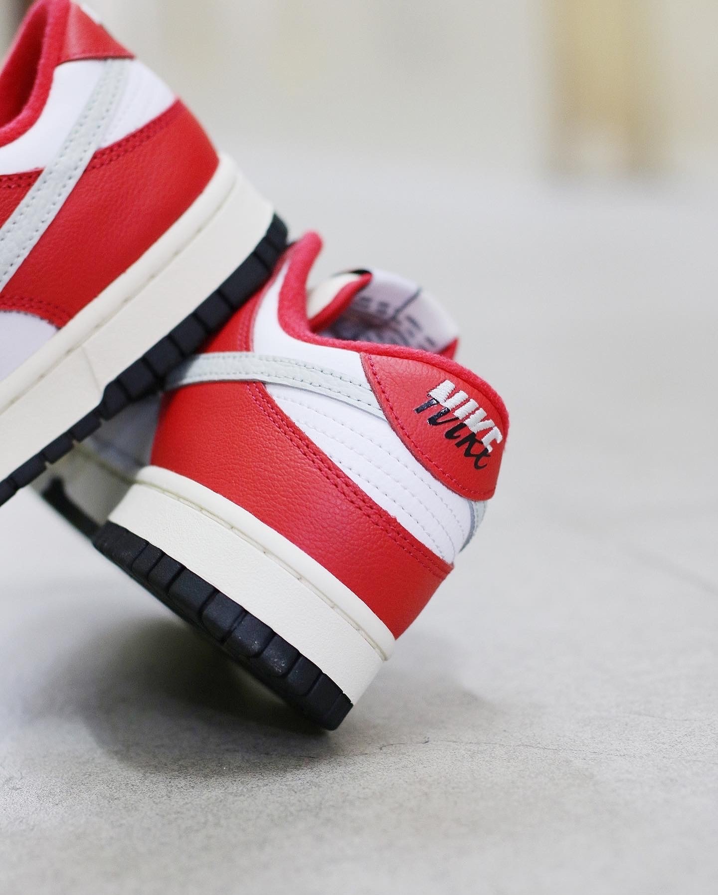 Nike Dunk Low Chicago Split 芝加哥 DZ2536-600