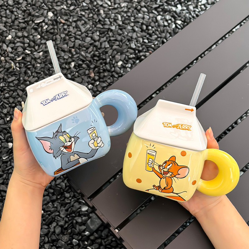 Tom and Jerry Yogurt Ceramic Mug With Lid and Straw 450ML