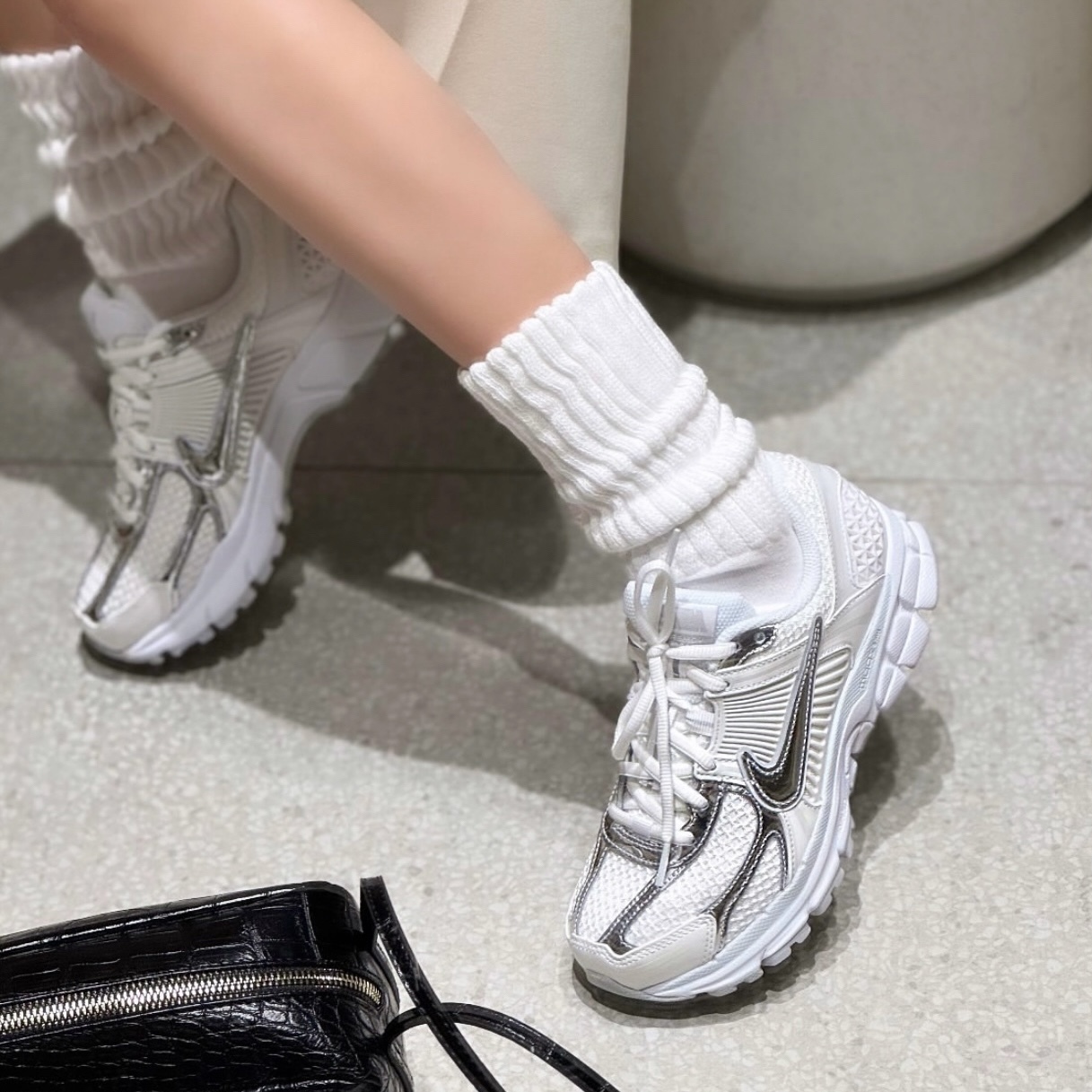 NIKE ZOOM VOMERO 5 白銀 復古 舒適 跑鞋 女鞋 HF7723-100