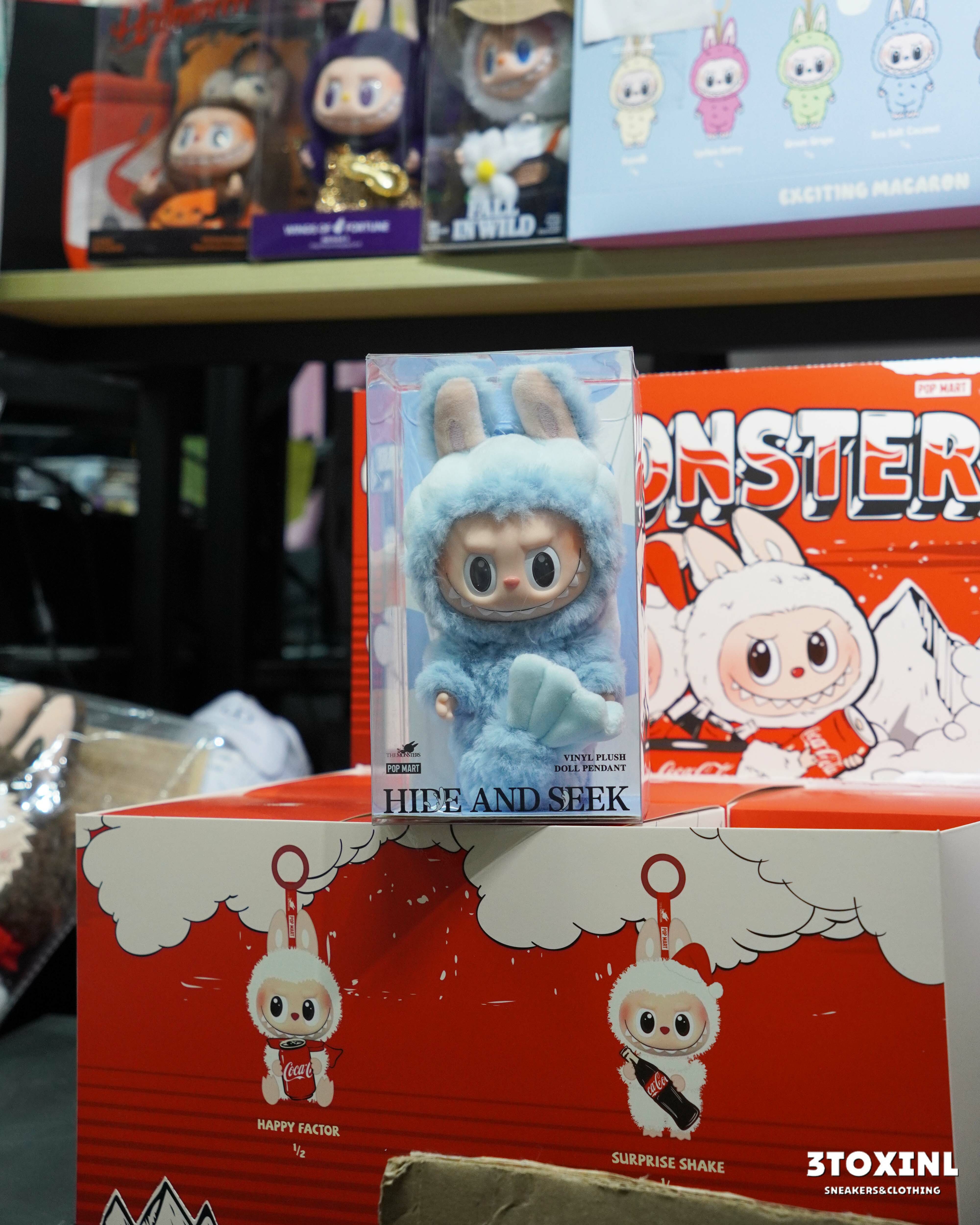 (預訂) POP MART LABUBU THE MONSTERS 【新加坡地區限定】