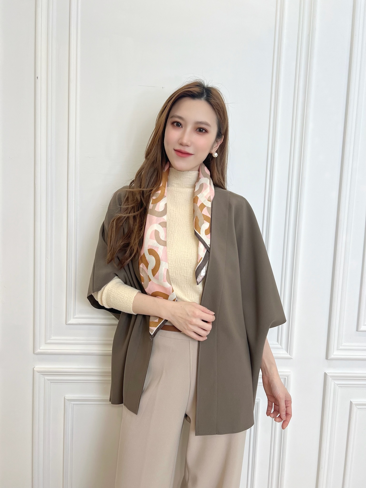 (百搭必備)素面舒適飛鼠袖外套