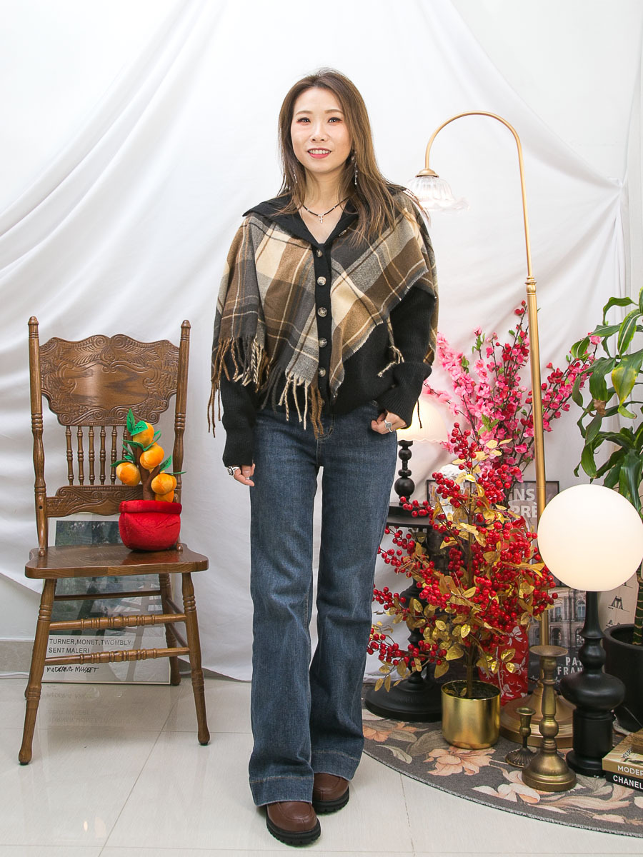 全開胸扣鈕・格仔 拼 淨色 假兩件毛毛冷料外套【2413-1133】【不設退換】