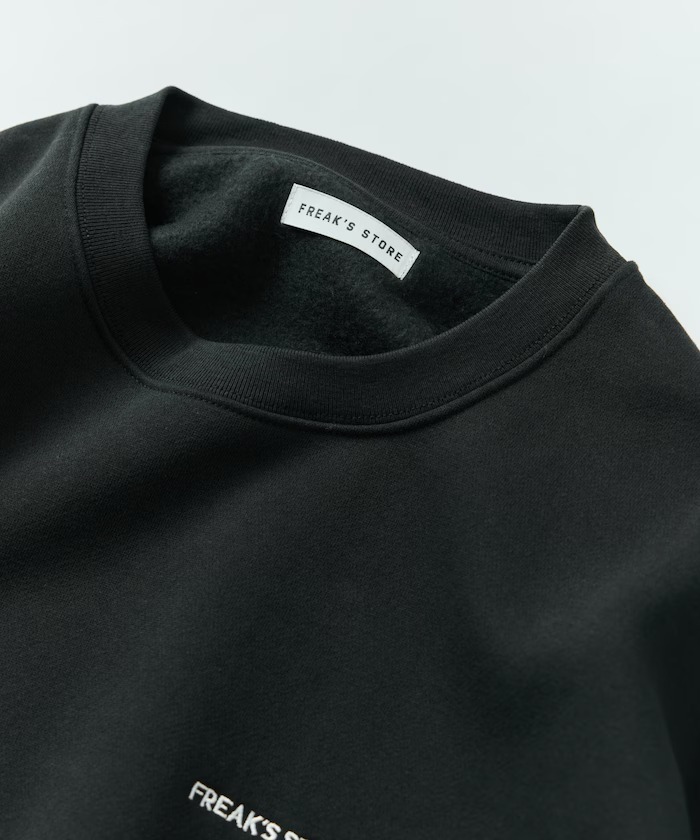 日牌 Freak's Store One Point Logo Relaxed Fit Sweatshirt