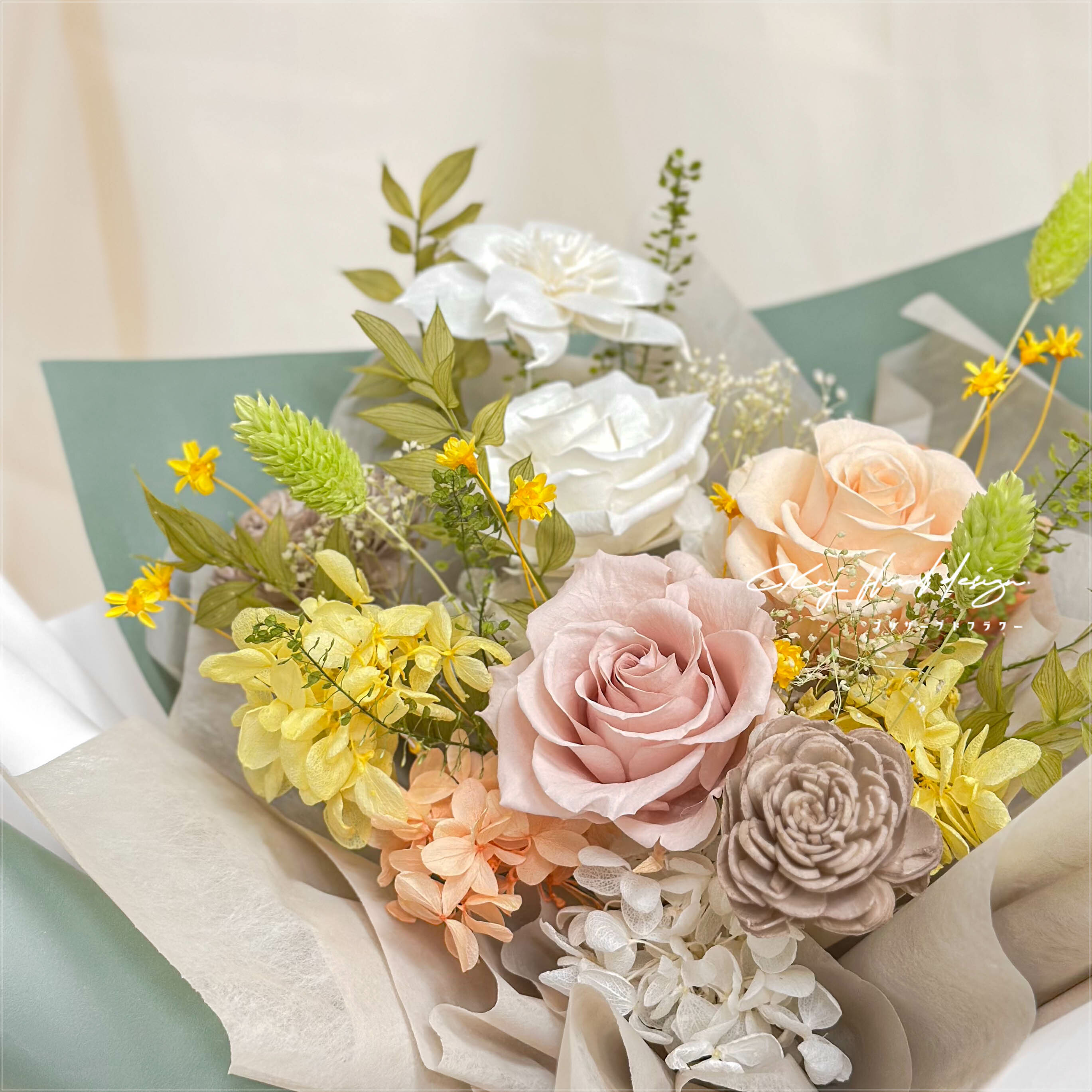 抹茶戀曲・三朵永生玫瑰花束