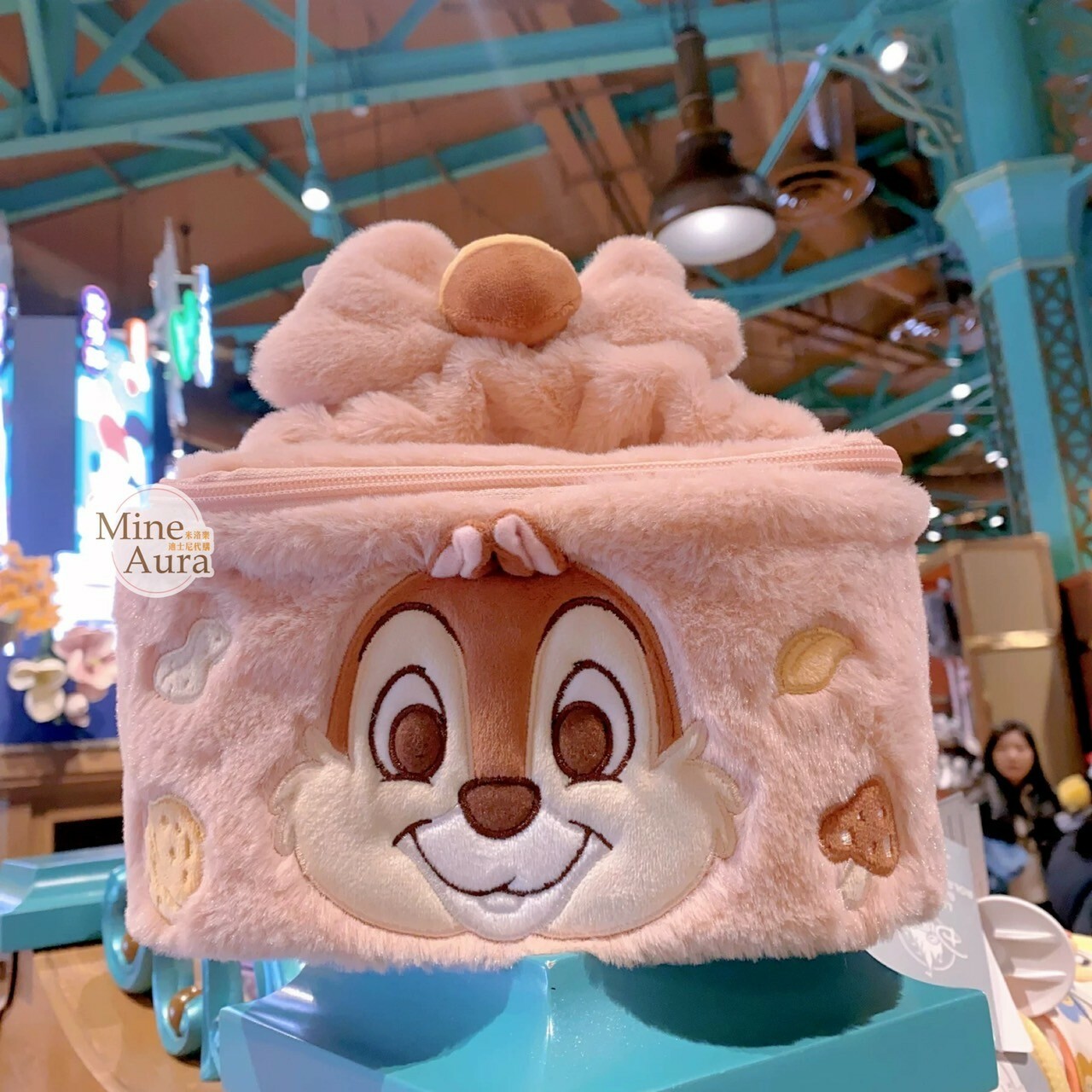 黑鼻 奇奇 Chip 絨毛造型 手提收納包 化妝包 奇奇蒂蒂 Chip 'n Dale -上海迪士尼樂園