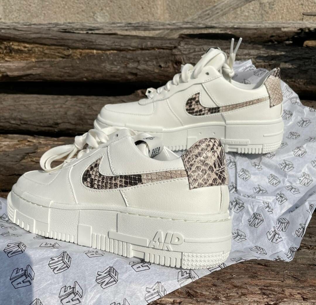 【零碼】 NIKE W AF1 PIXEL SE FORCE 蟒蛇紋 解構皮革 女鞋