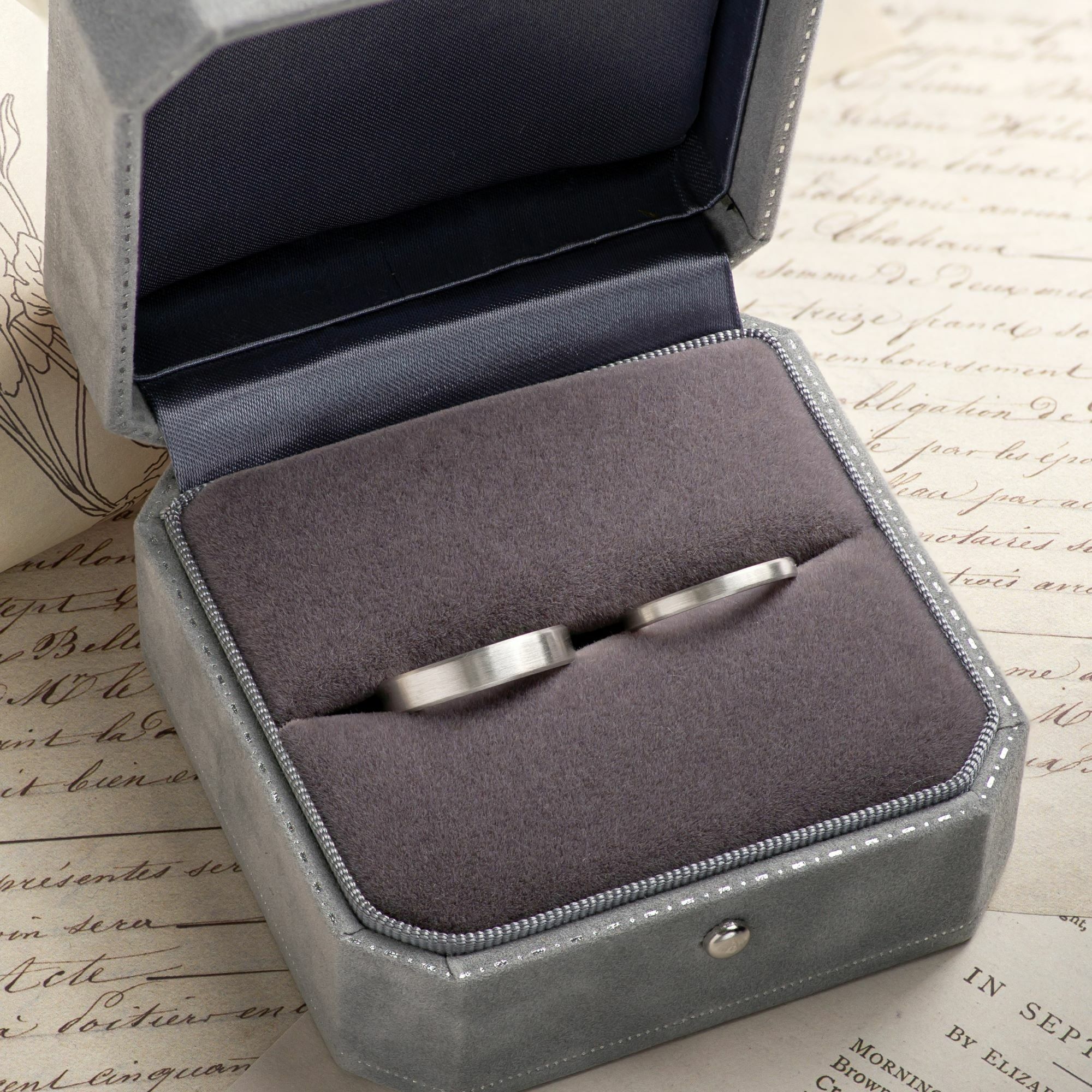 Platinum Wedding Band Set
